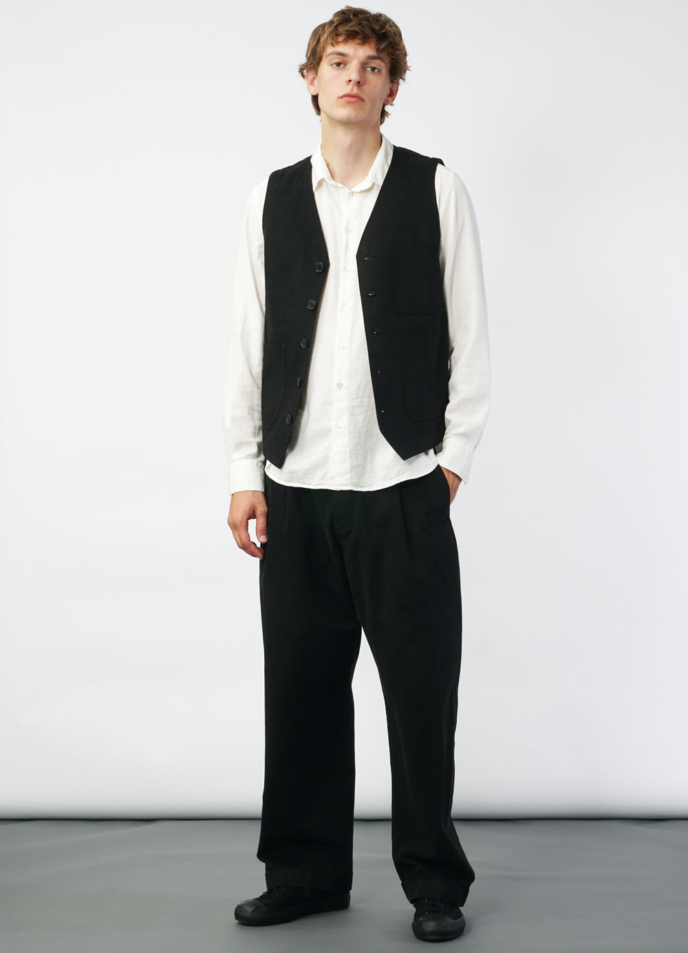KNUD 29-56-2 | Workwear Waistcoat | Black 1