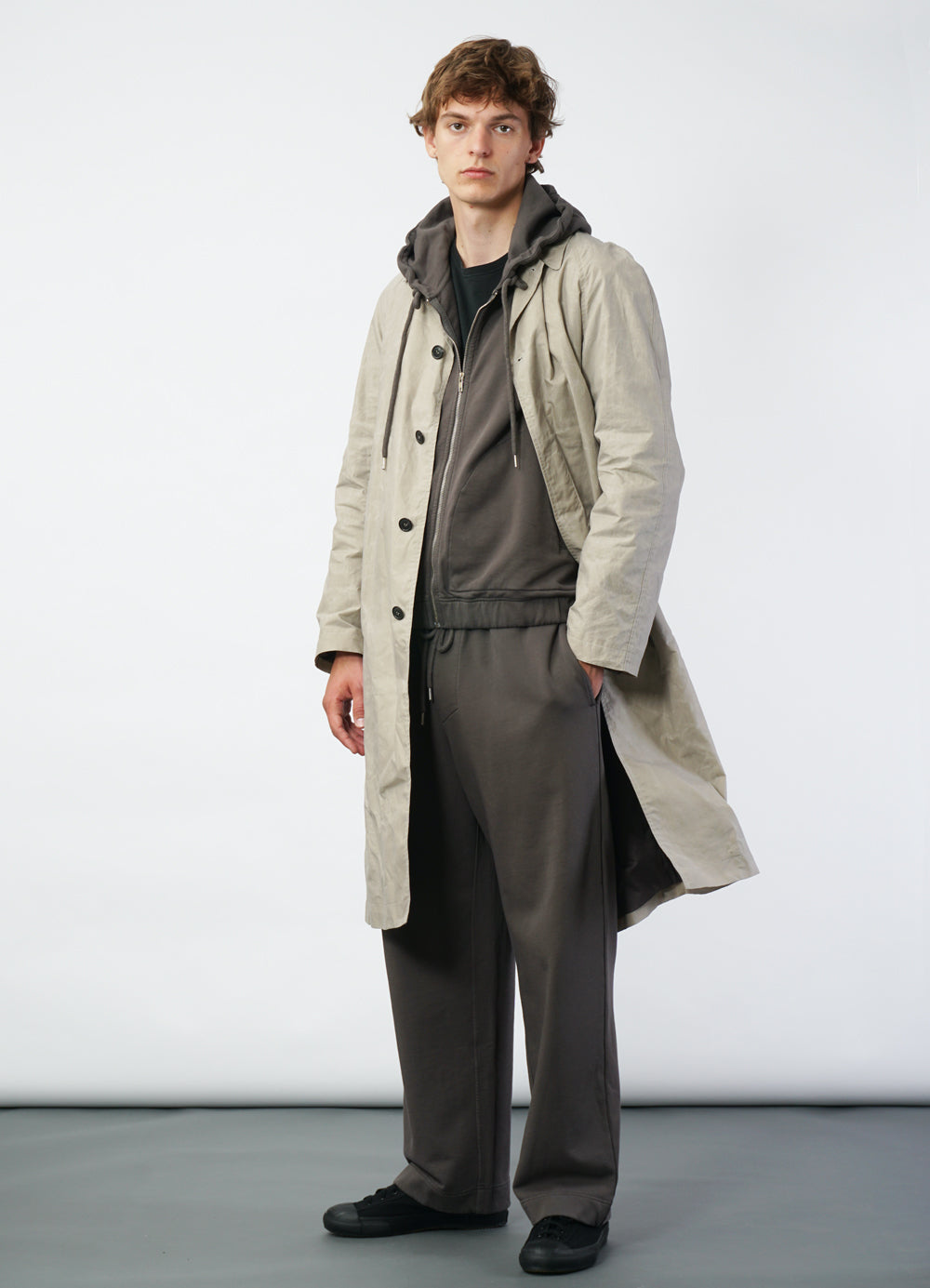 MORTEN 29-72-5 | Long Coat | Waxed Concrete