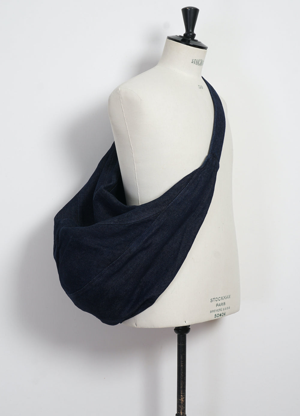 BILLY 26-99-4 | Courier Bag | Indigo Hemp