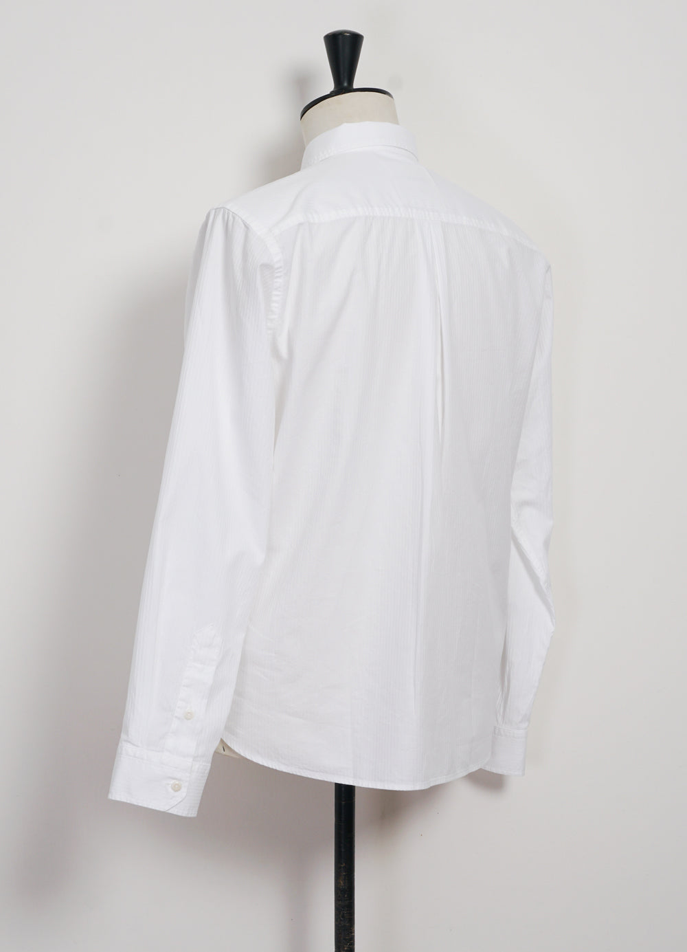 RAYMOND | Relaxed Classic Herringbone Shirt | White