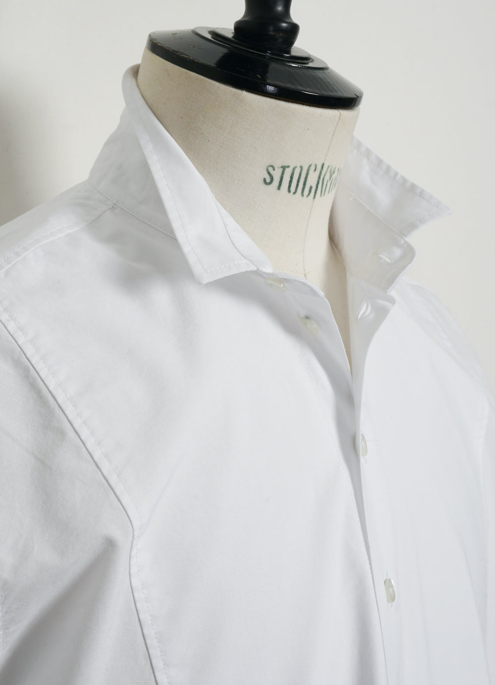 LUIS 30-20-1 | Loose Tuxedo Shirt | White