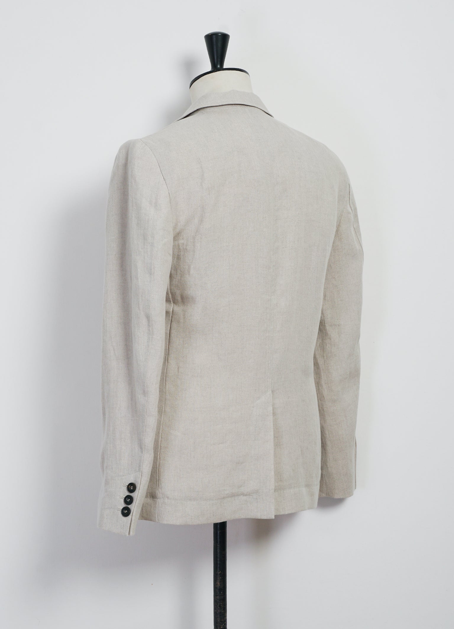 CHRIS 31-67-1 | Classic Two Button Blazer | Nature Linen
