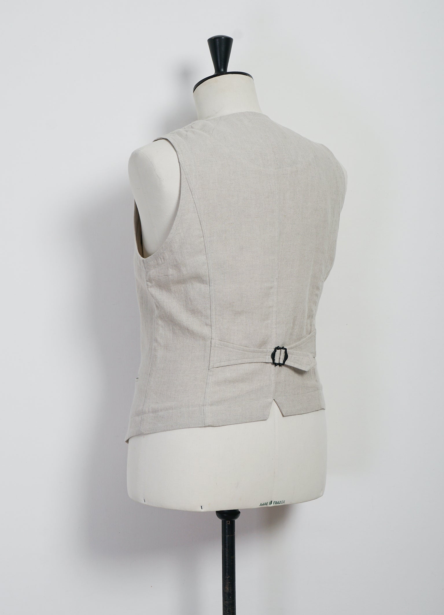 DANIEL 31-67-1 | Classic Waistcoat | Nature Linen
