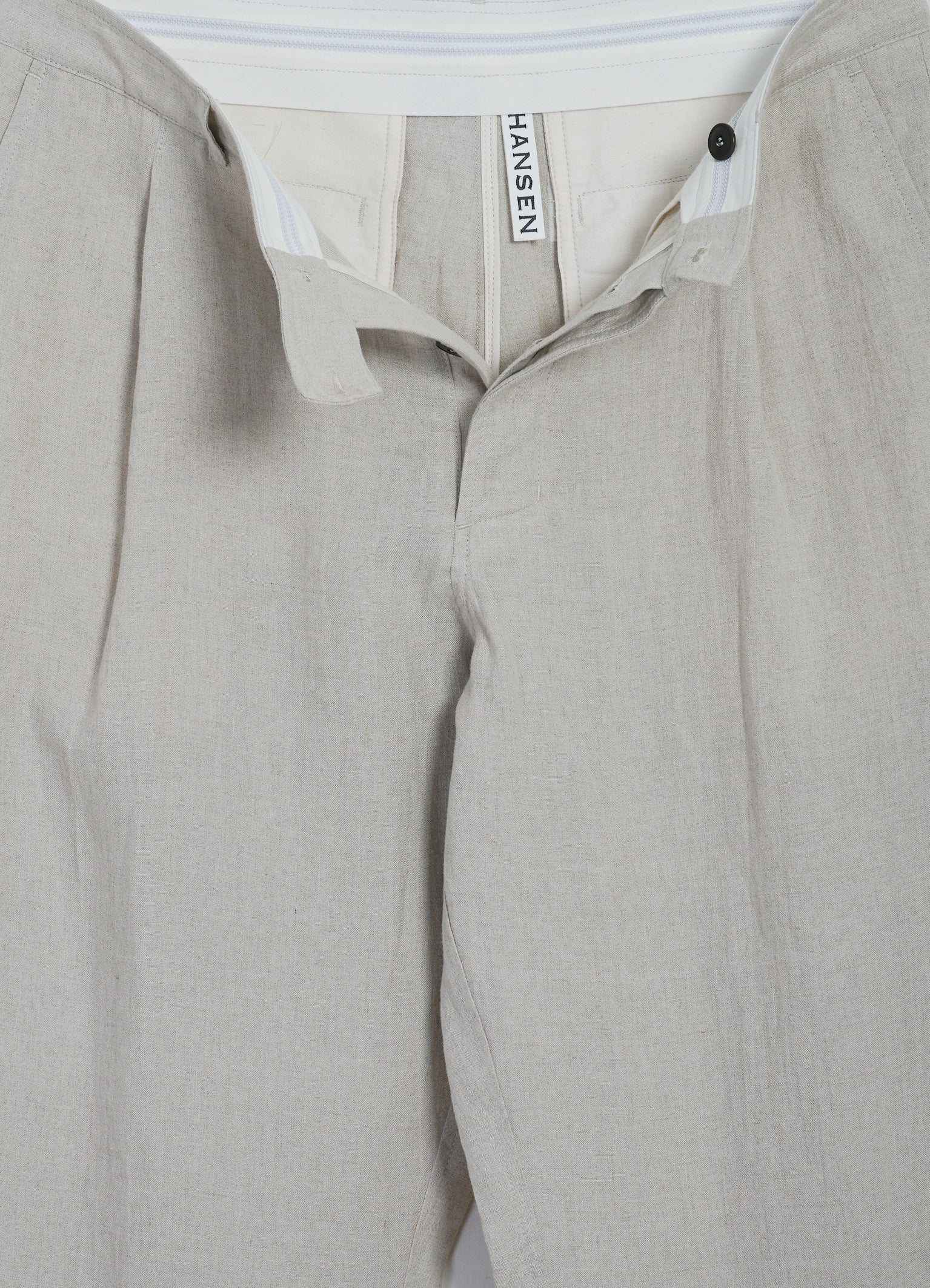 SUNE 31-67-1 | Classic Pleated Trousers | Nature Linen