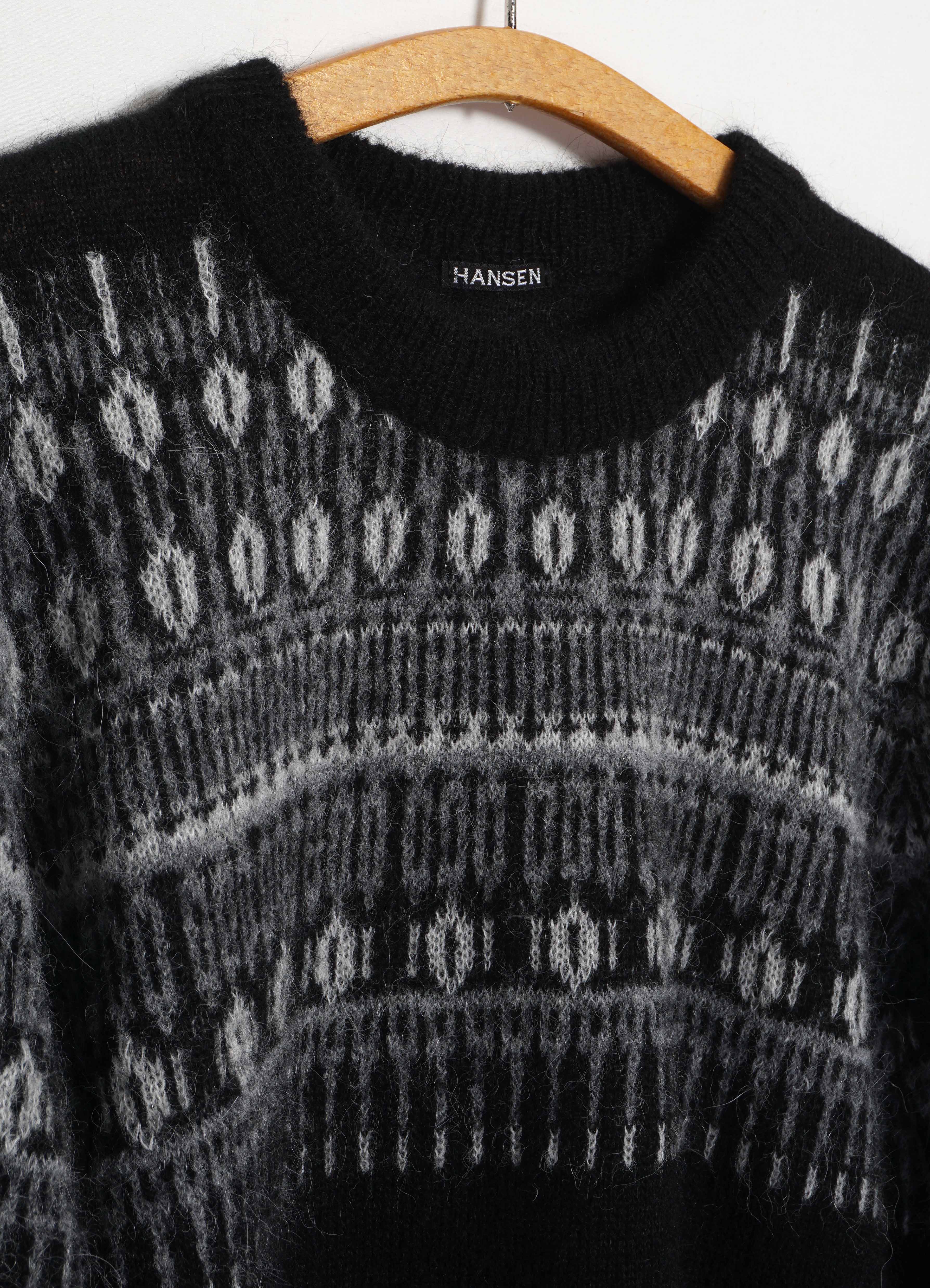 ESKE 32-02-2 | Jacquard Design Sweater | Nordic Black