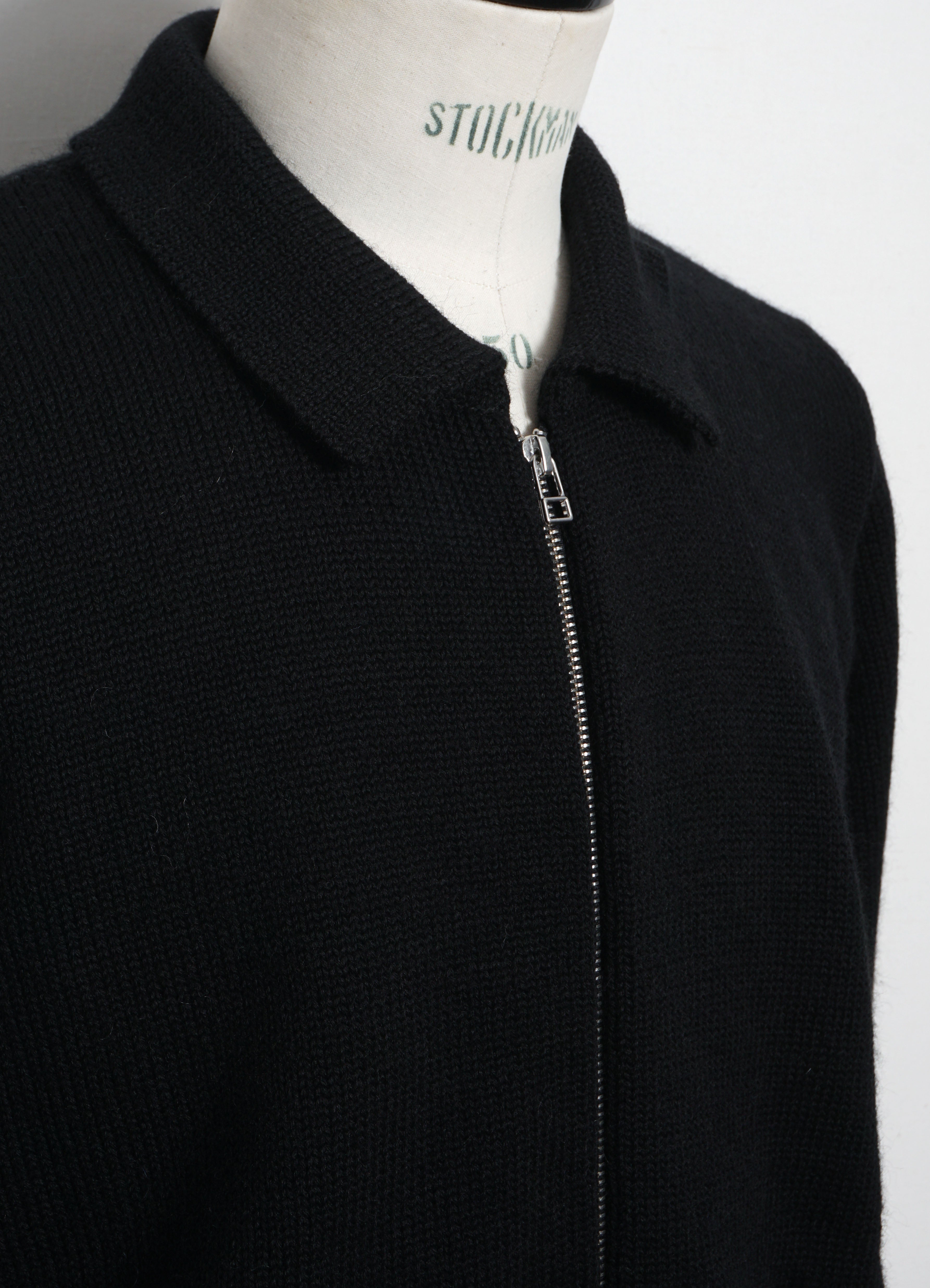DYLAN 32-06-2 | Zipper Cardigan | Black