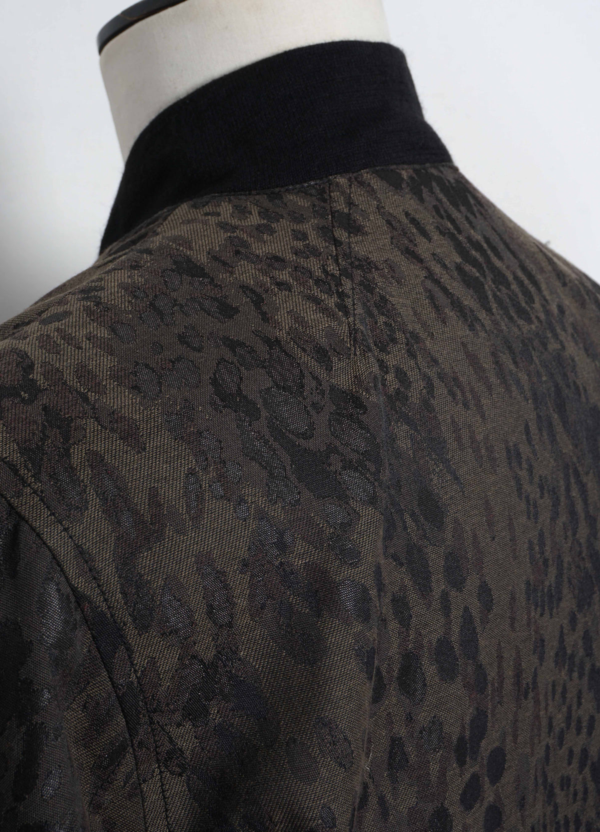 MAX 32-39-6 | Loose Fit Bomber Jacket | Camo Leopard