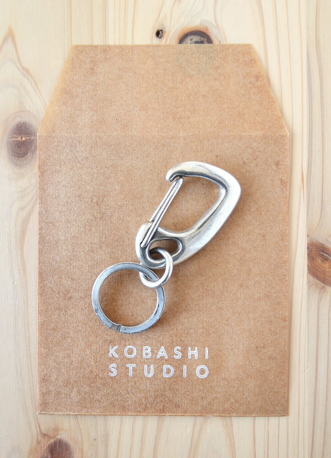BR320FS | Sand Cast Key Snap with Flat Ring | Silver Plated