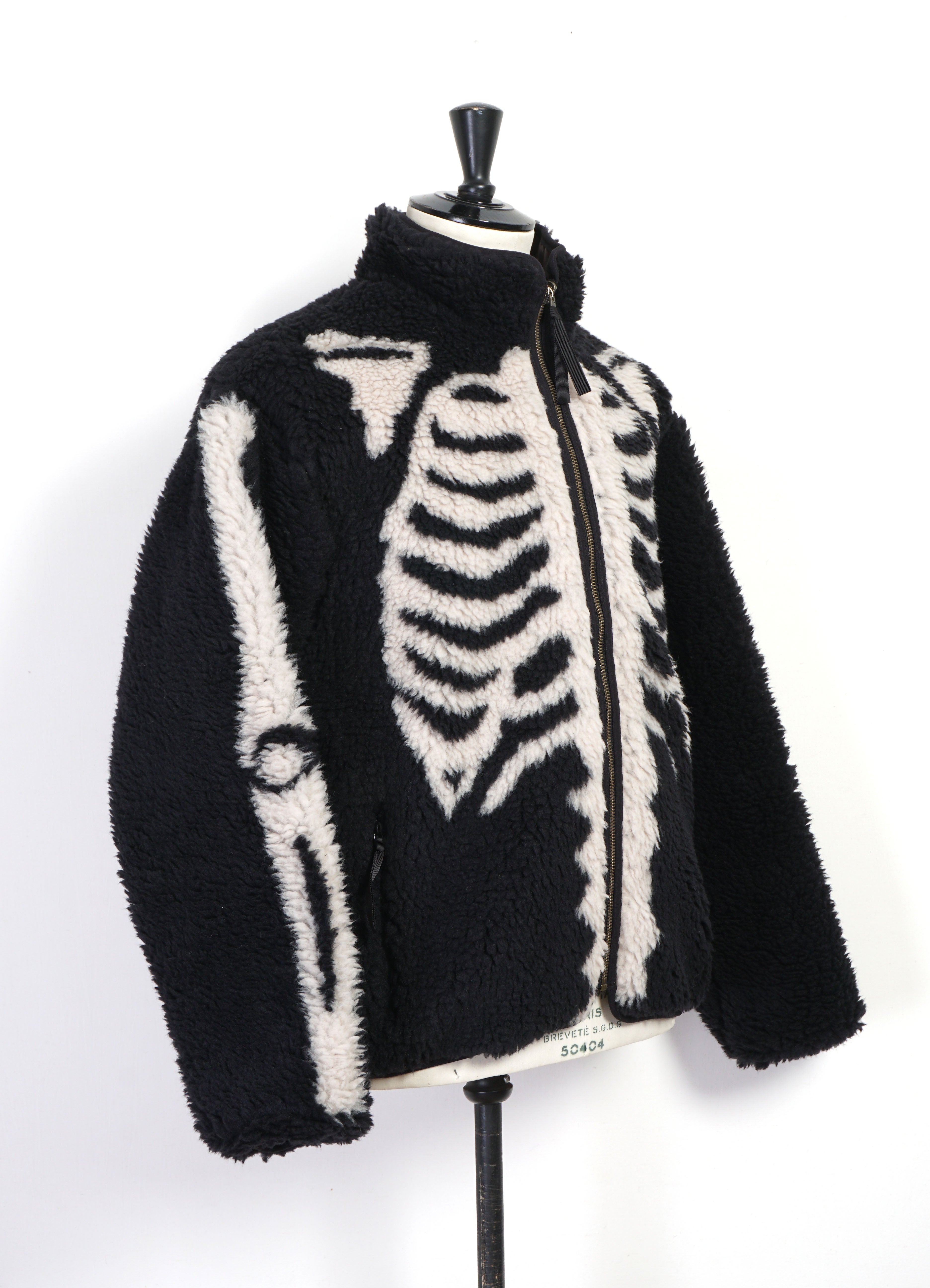 BONE | Reversible Boa Fleece | Black