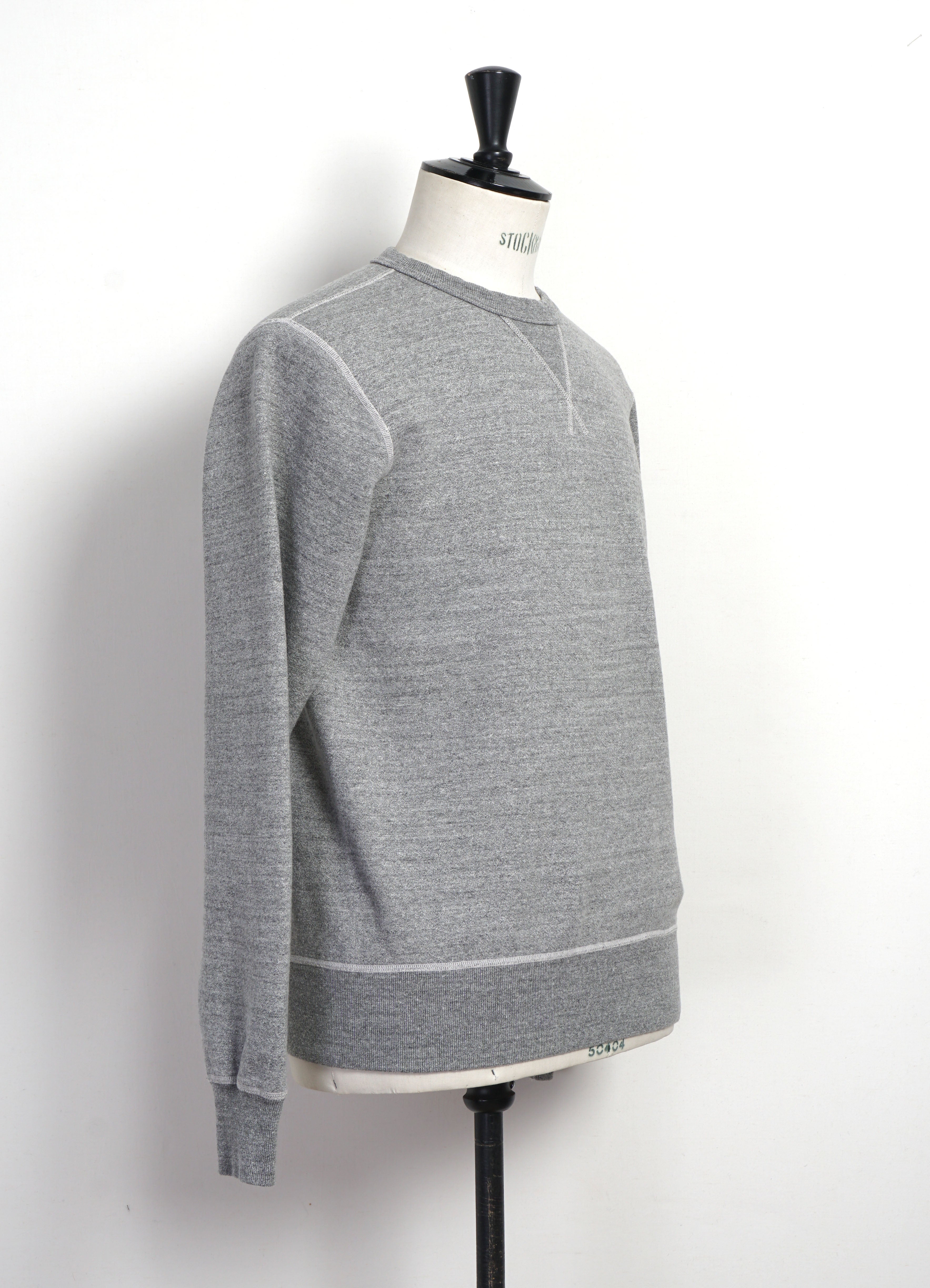 SET-IN CREW NECK SWEATSHIRT | Heather Grey