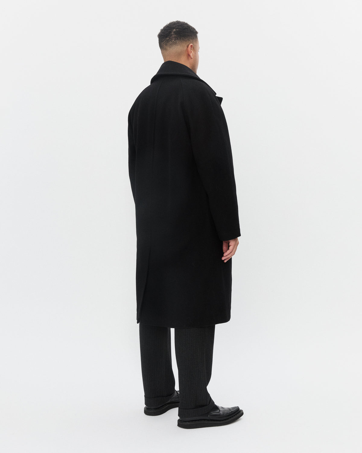 SIGURD 32-74-2 | Long Lined Wool Coat | Solid Black