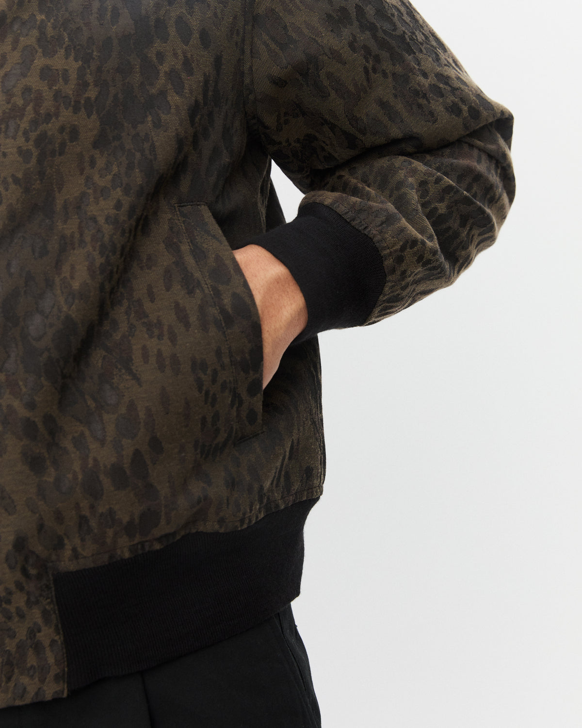 MAX 32-39-6 | Loose Fit Bomber Jacket | Camo Leopard