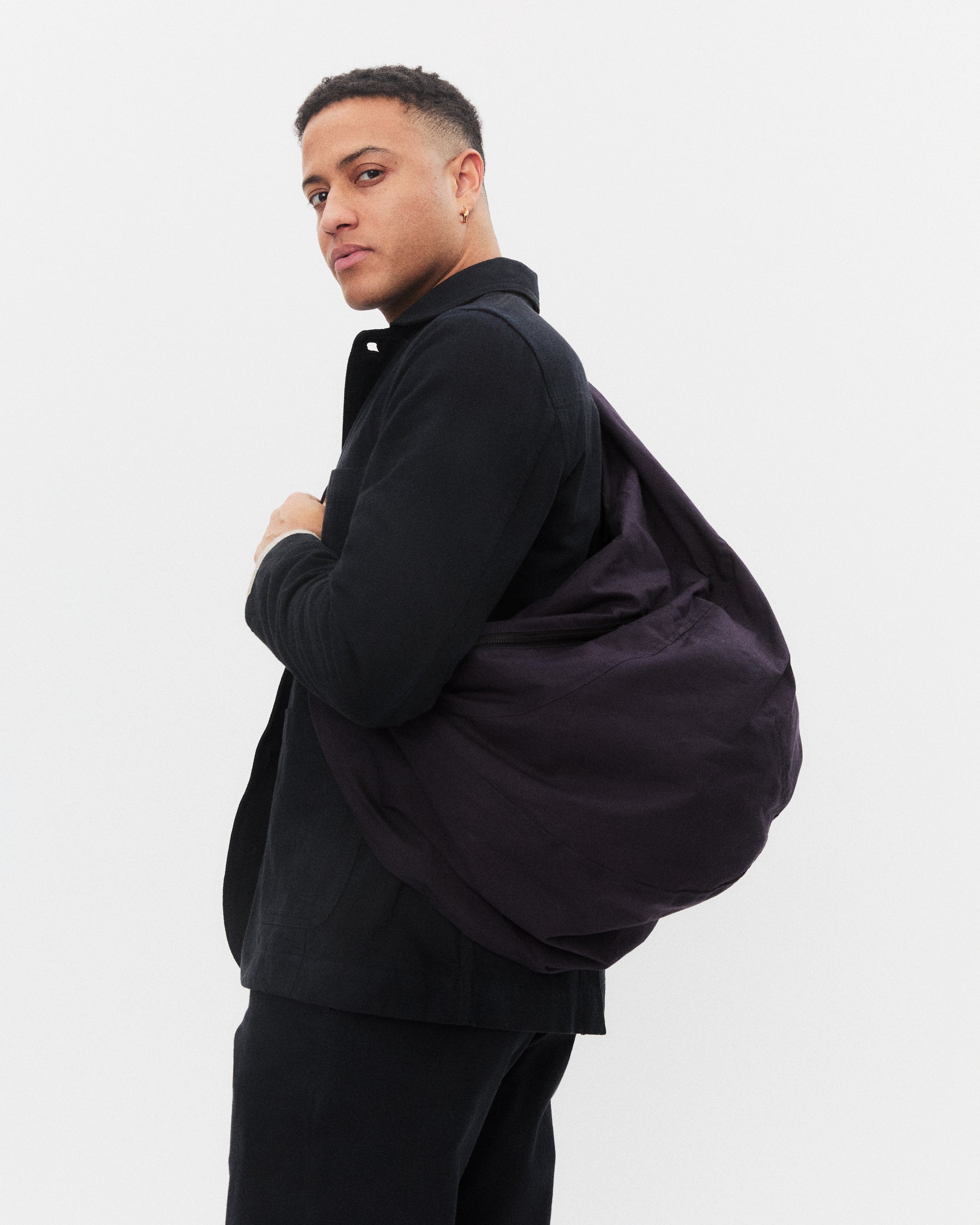 BILLY 32-68-6 | Large Courier Bag | Deep Blue