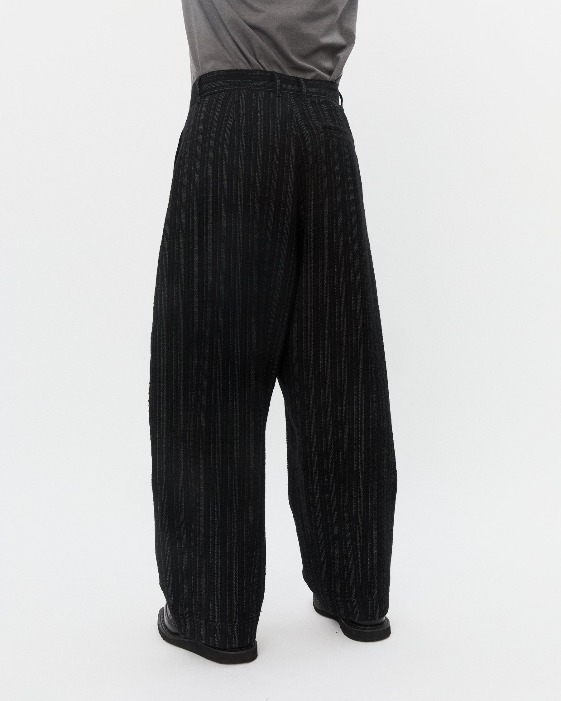 ANDREW 32-29-2 | Balloon Trousers | Black 'n' White