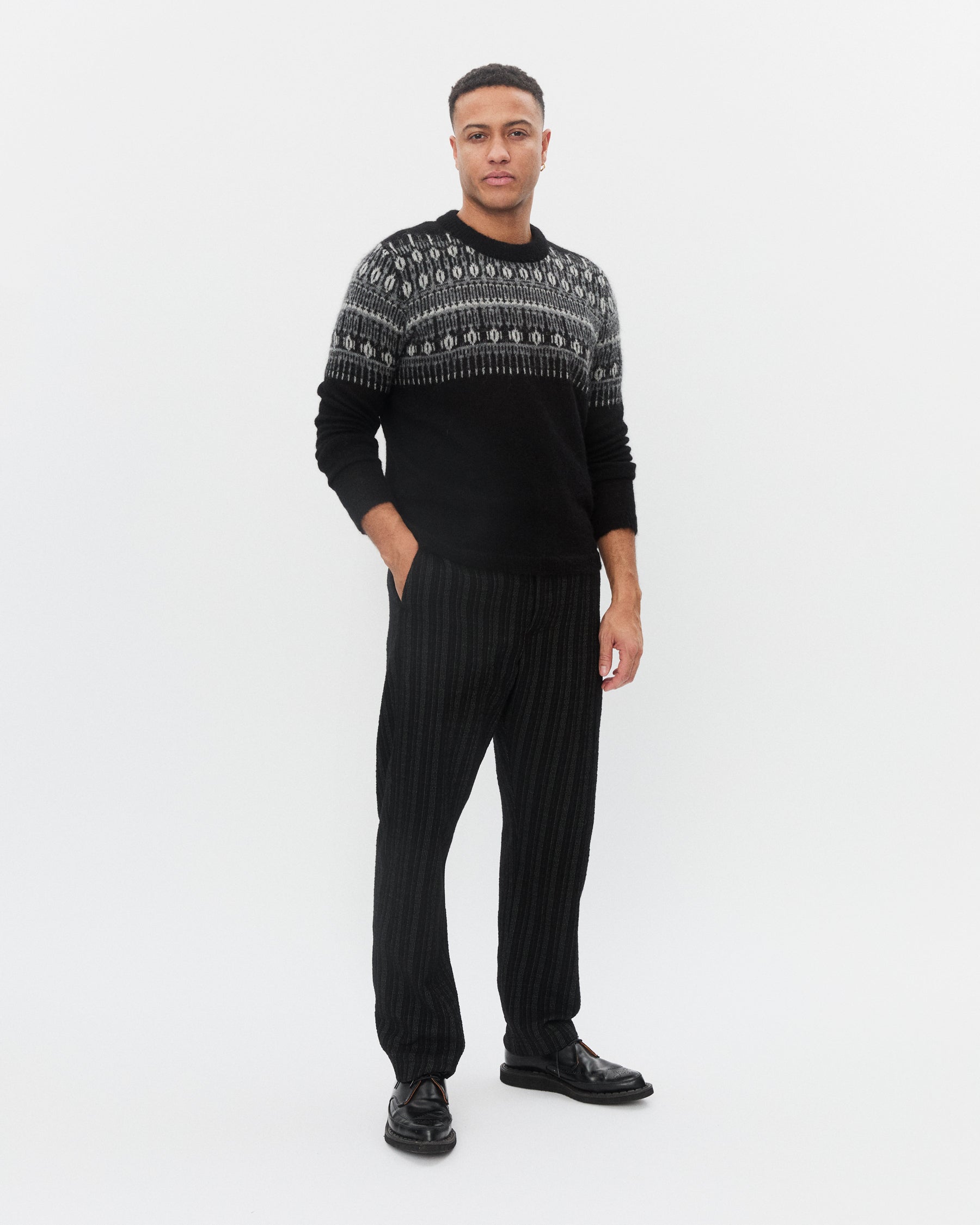 ESKE 32-02-2 | Jacquard Design Sweater | Nordic Black