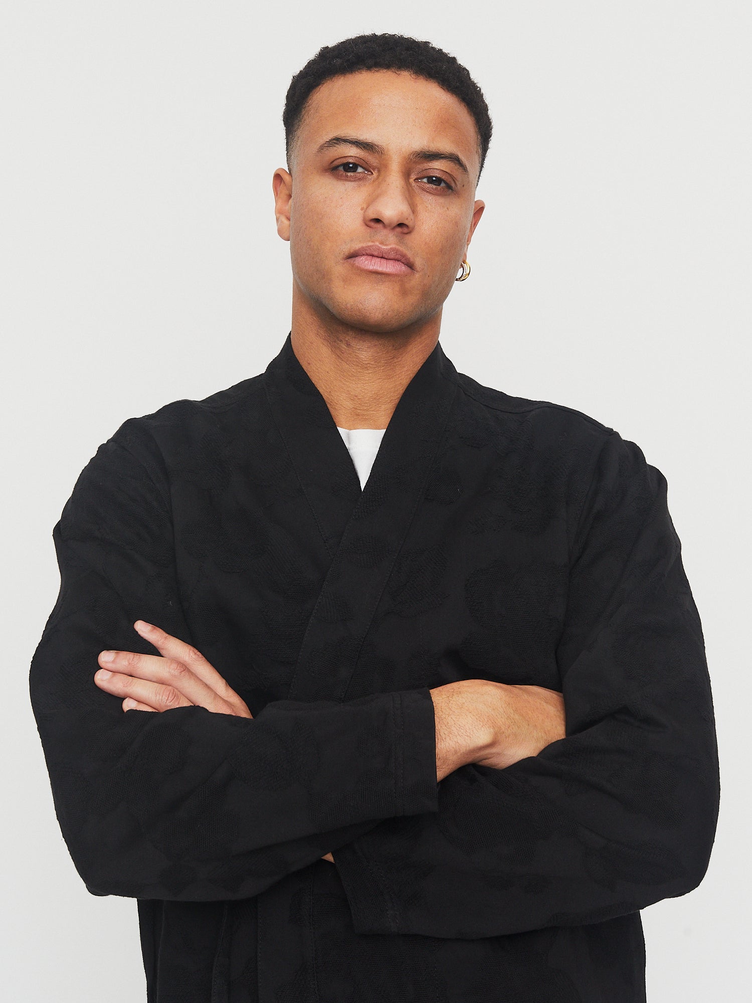 ROMAN 30-30-2 | Loose Cut Eastern Jacket | Black Flowers