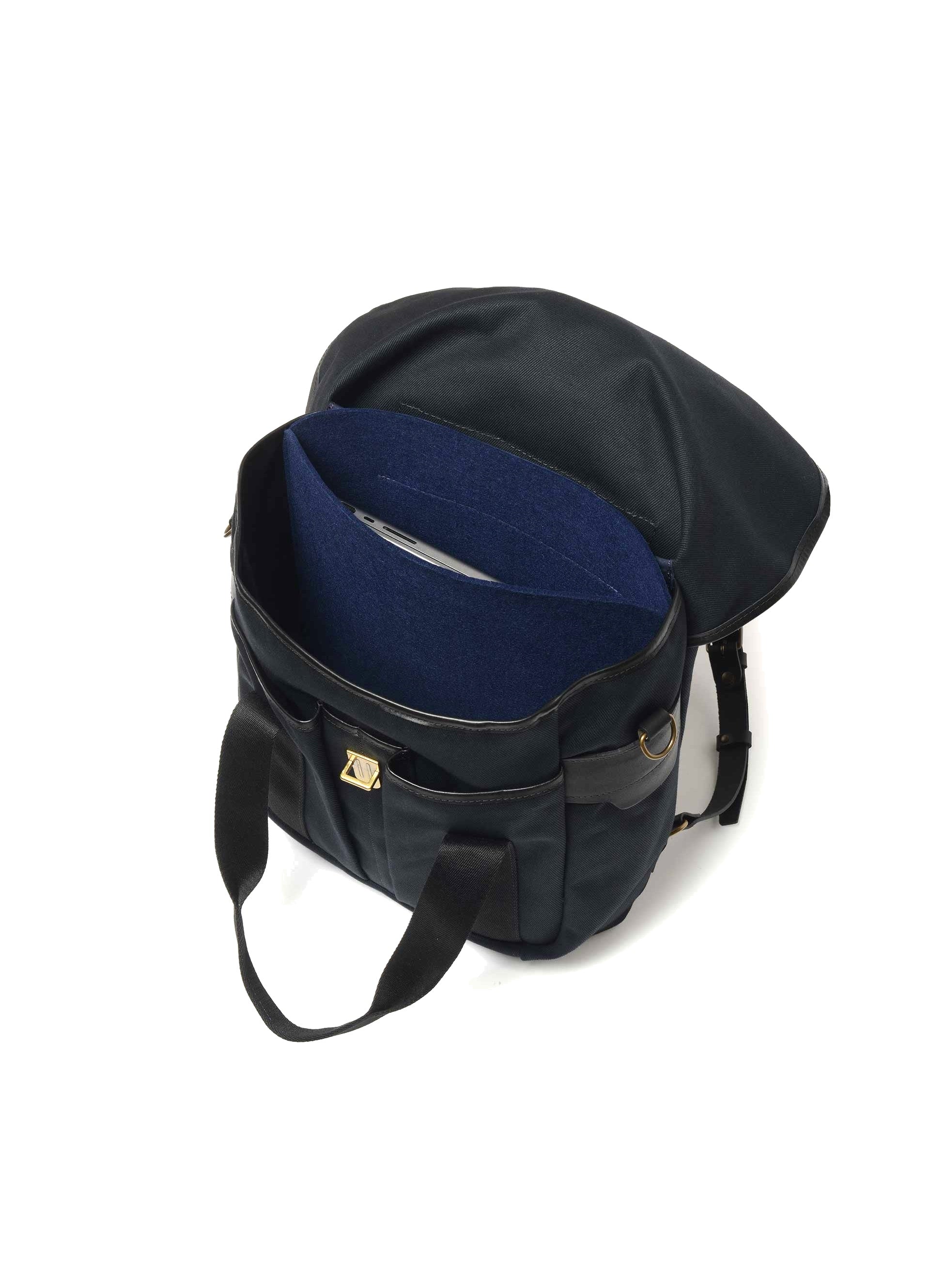 Chiloe Backpack - Black - side view