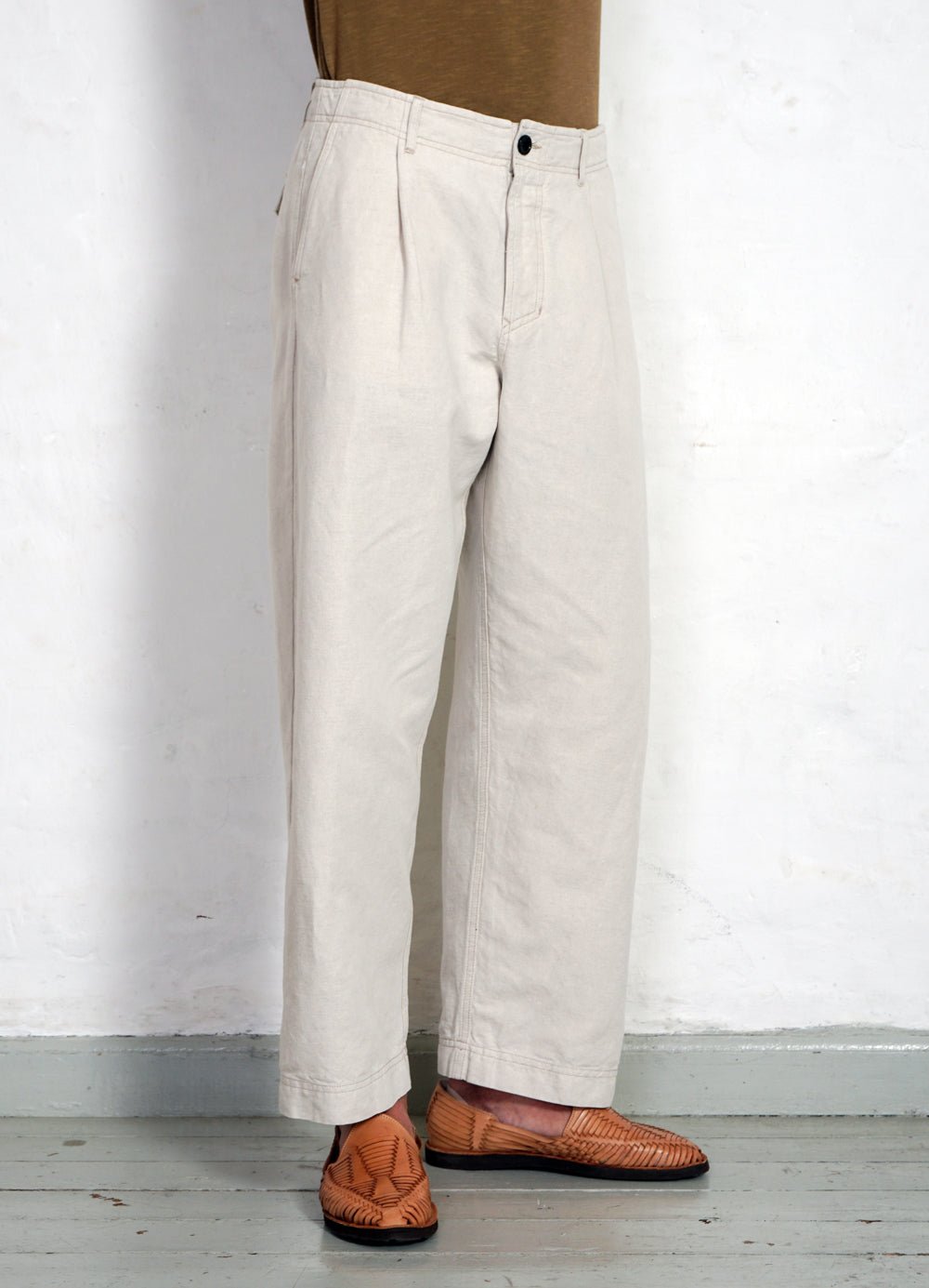 HANSEN GARMENTS - BOBBY | Super Wide Pleated Trousers | Flax Nature - HANSEN Garments
