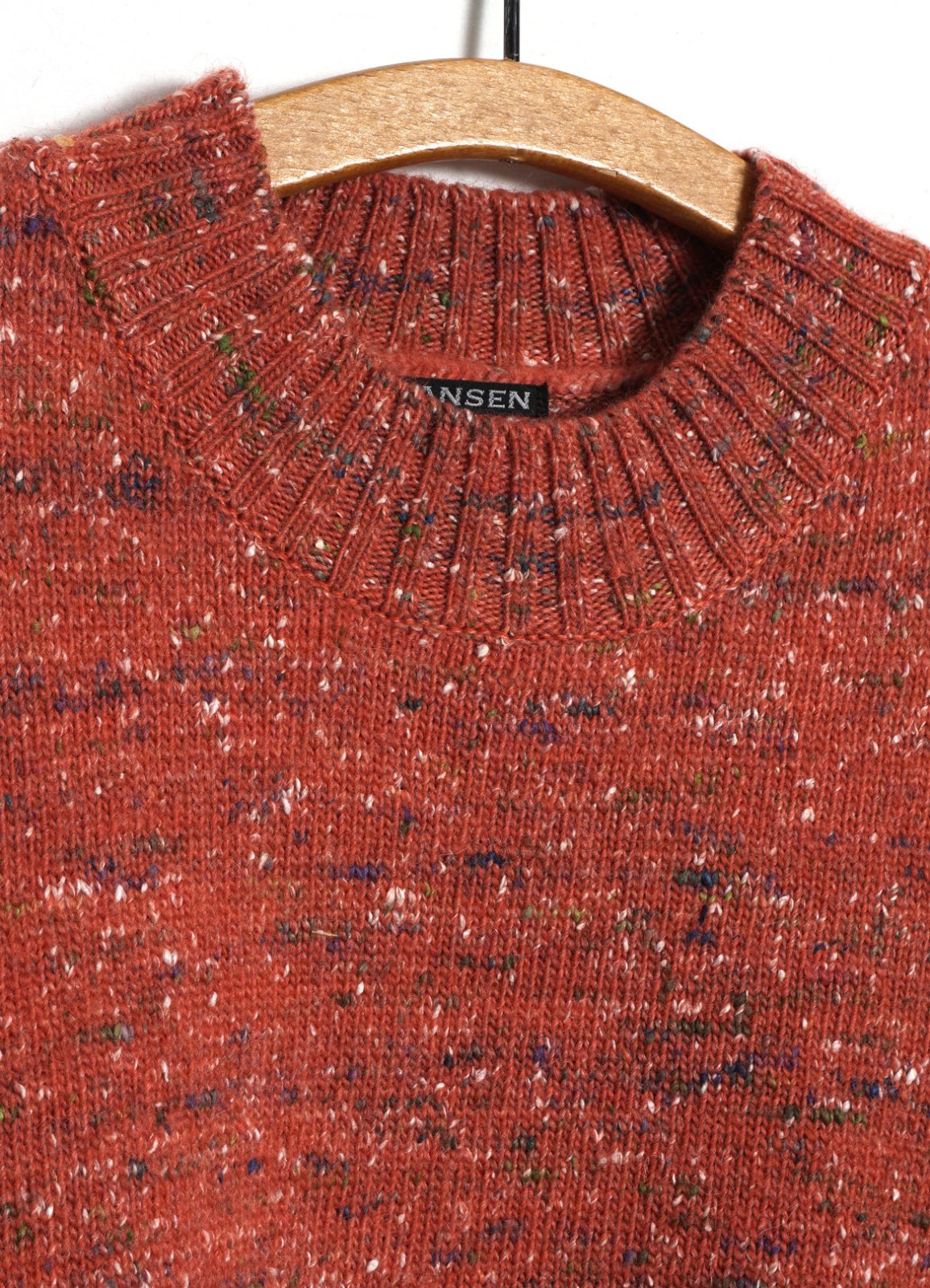 HANSEN GARMENTS - EIVIND | Crew Neck Rib Sweater | Donegal Coral - HANSEN Garments
