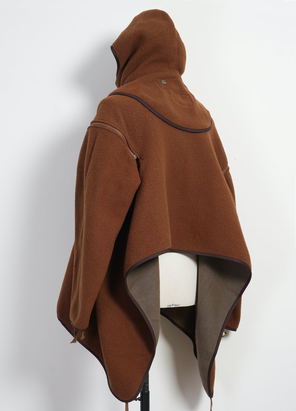 MOUNTAIN RESEARCH - FOLKS PONCHO | Camel Brown - HANSEN Garments