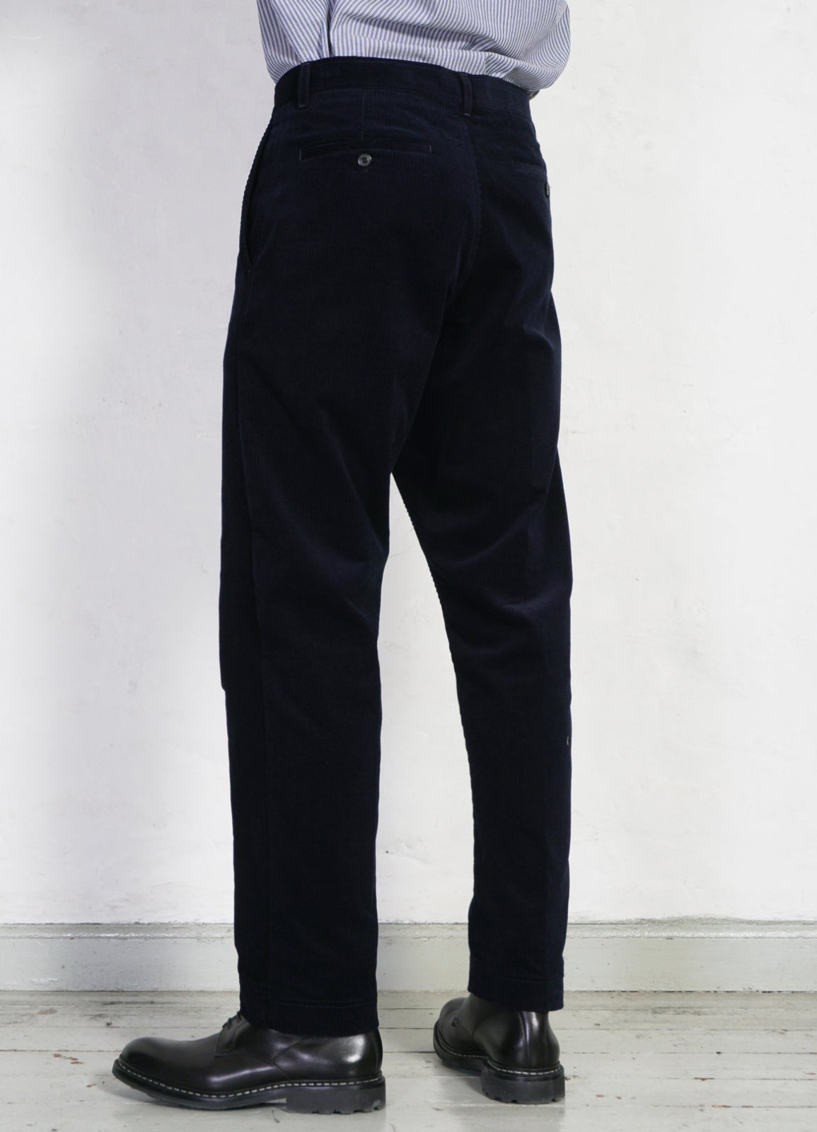 HANSEN GARMENTS - KEN | Wide Cut Trousers | Fluid Navy - HANSEN Garments