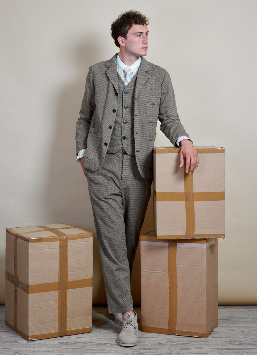 HANSEN GARMENTS - KIAN | Wide Fit Trousers | Lion - HANSEN Garments