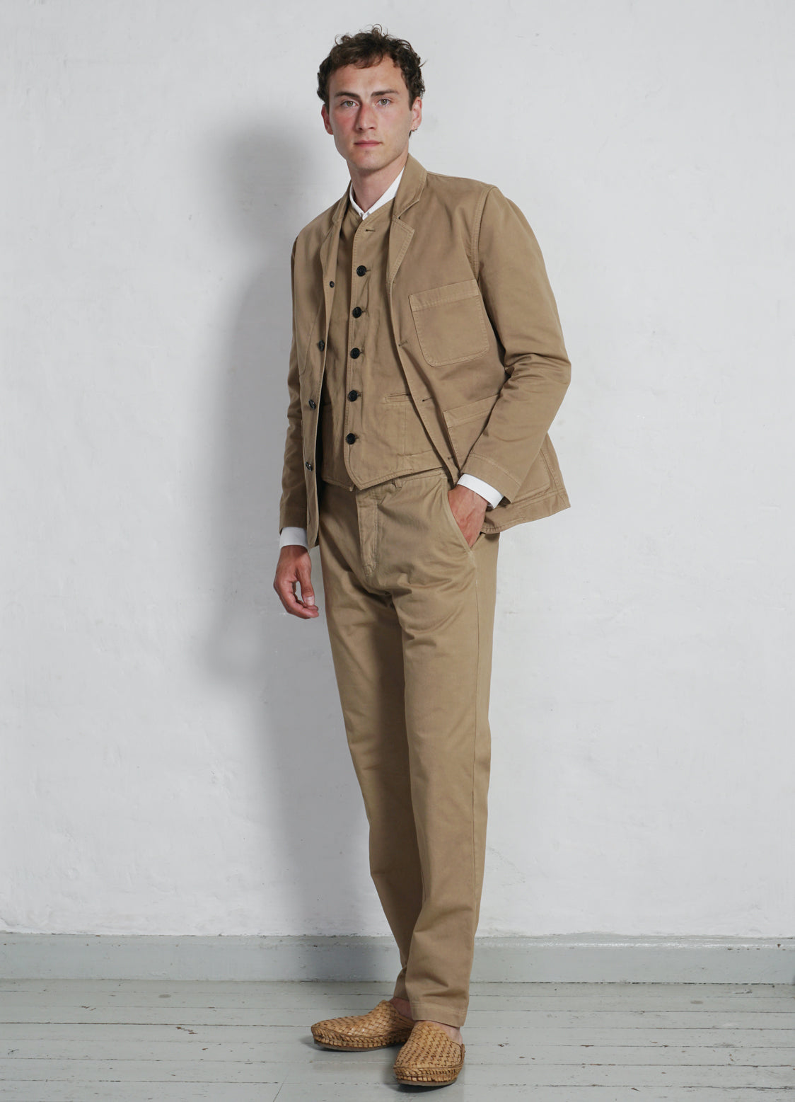 KAJ | Casual Waistcoat | Classic Beige