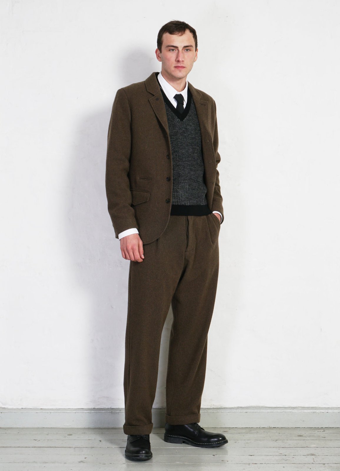 HANSEN GARMENTS - SUNE | Pleated Wide Cut Trousers | Brown Herringbone - HANSEN Garments