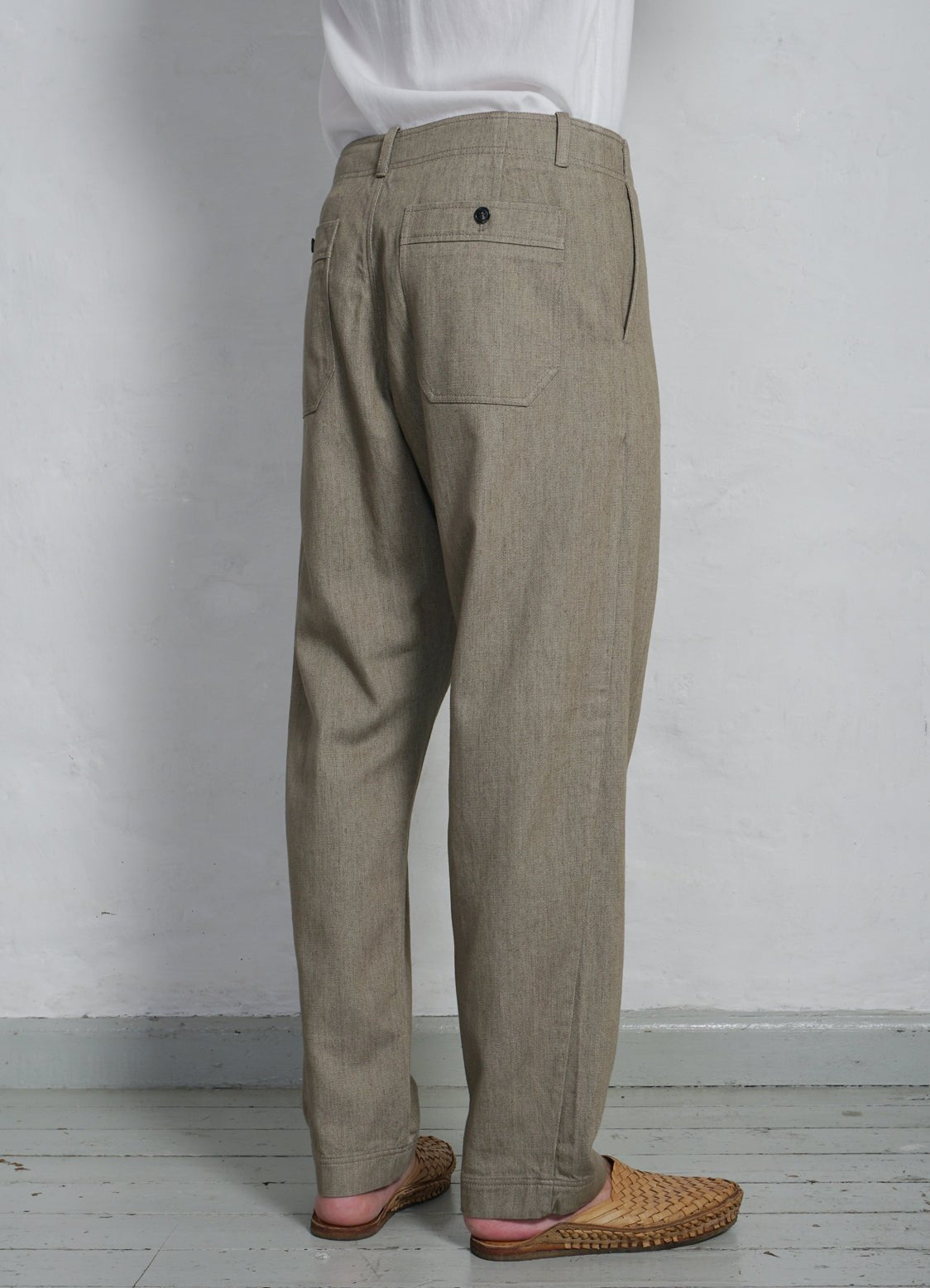 HANSEN GARMENTS - TRYGVE | Wide Cut Cropped Trousers | Safari - HANSEN Garments