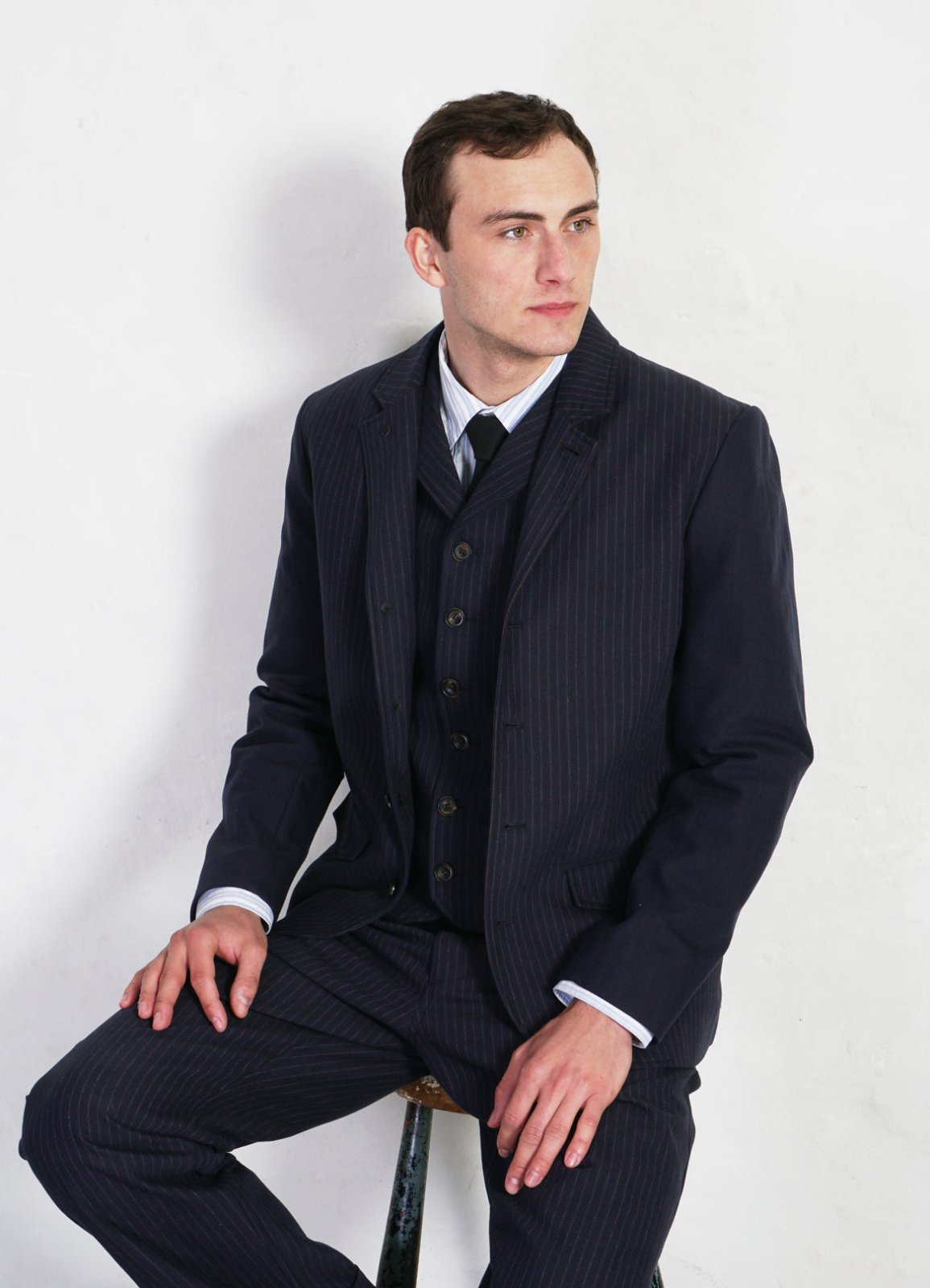 HANSEN GARMENTS - WILLIAM | Lapel Waistcoat | Blue Pin - HANSEN Garments