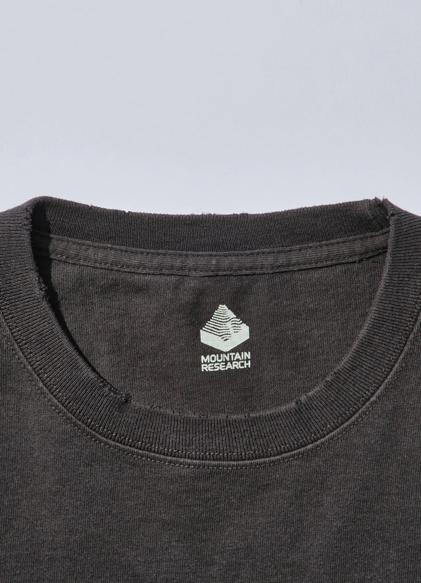 FULLY TECH | Distressed Mountaineers T-shirt | Black