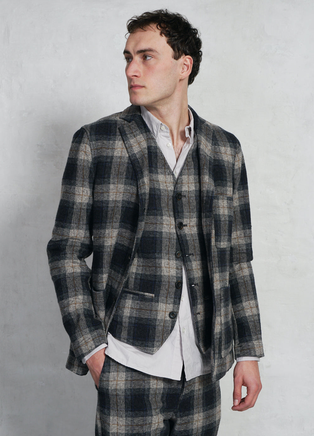 CHARLIE 28-33-5 | Easy Three Button Blazer | Blue Grey Checks