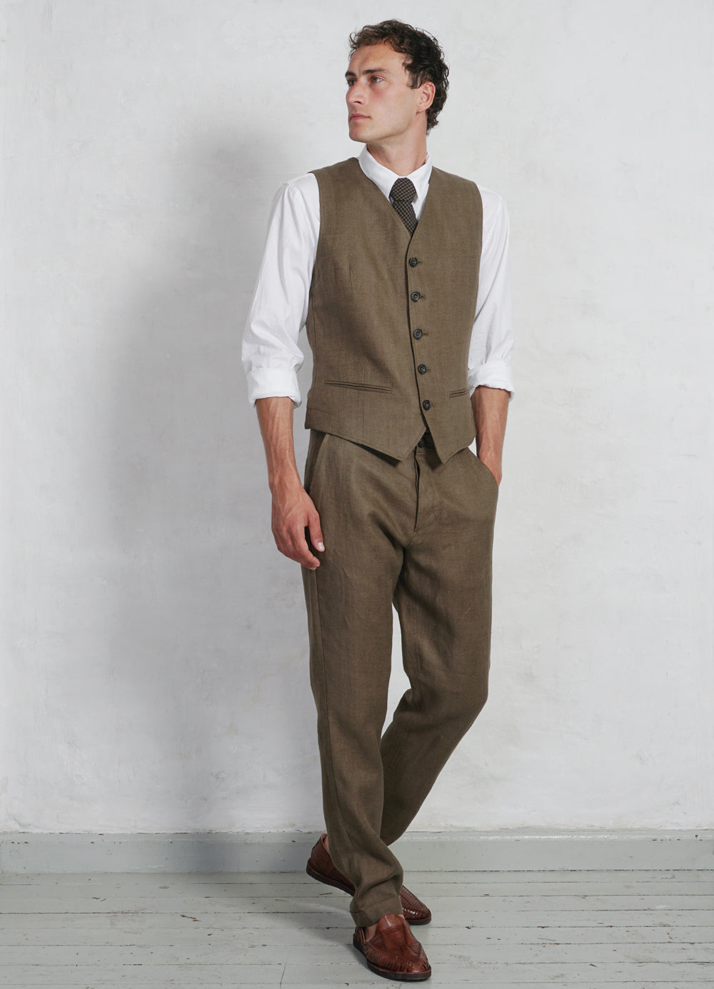 DANIEL | Classic Waistcoat | Khaki Linen