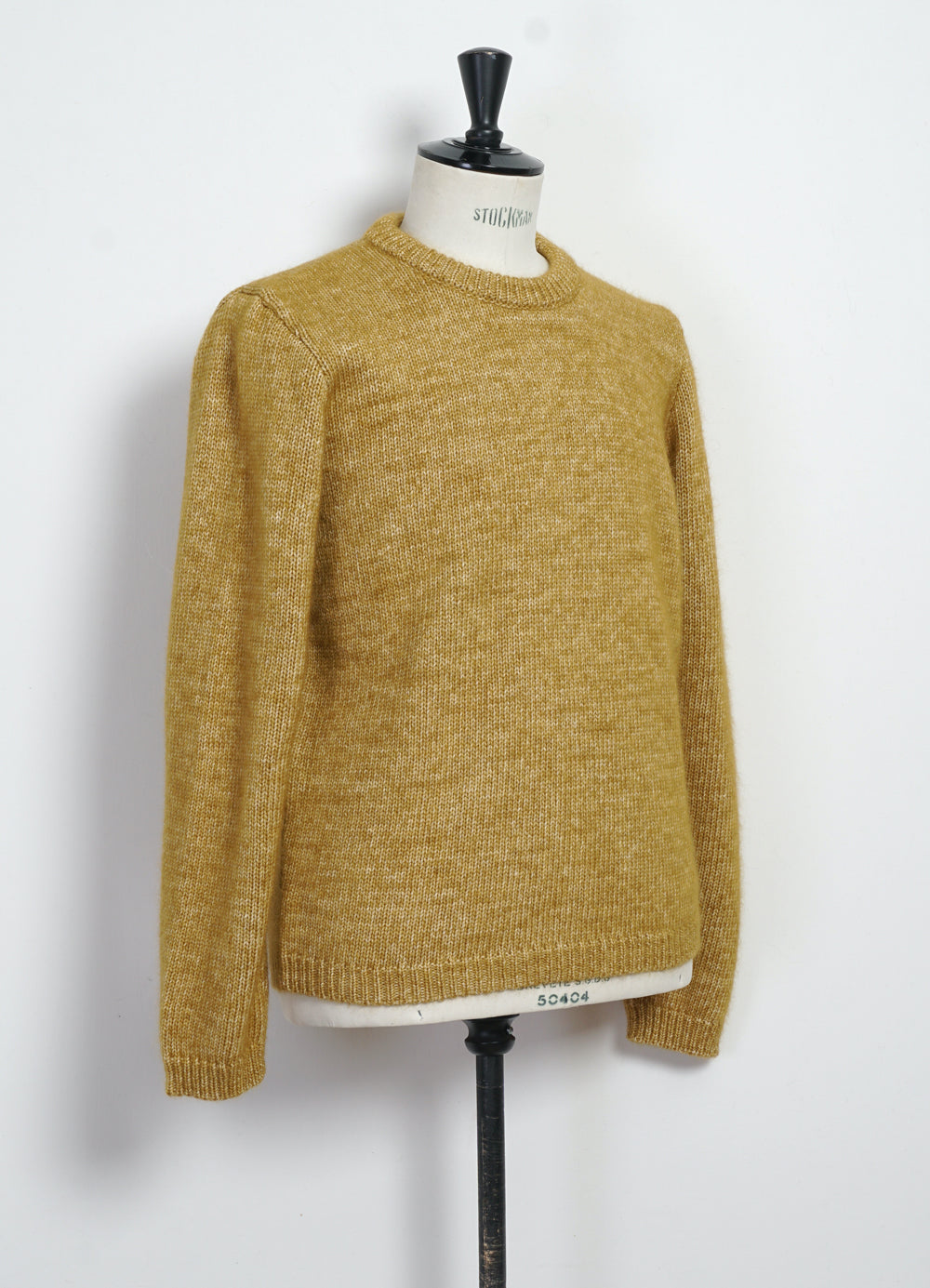 ESKE | Crew Neck Sweater | Gold