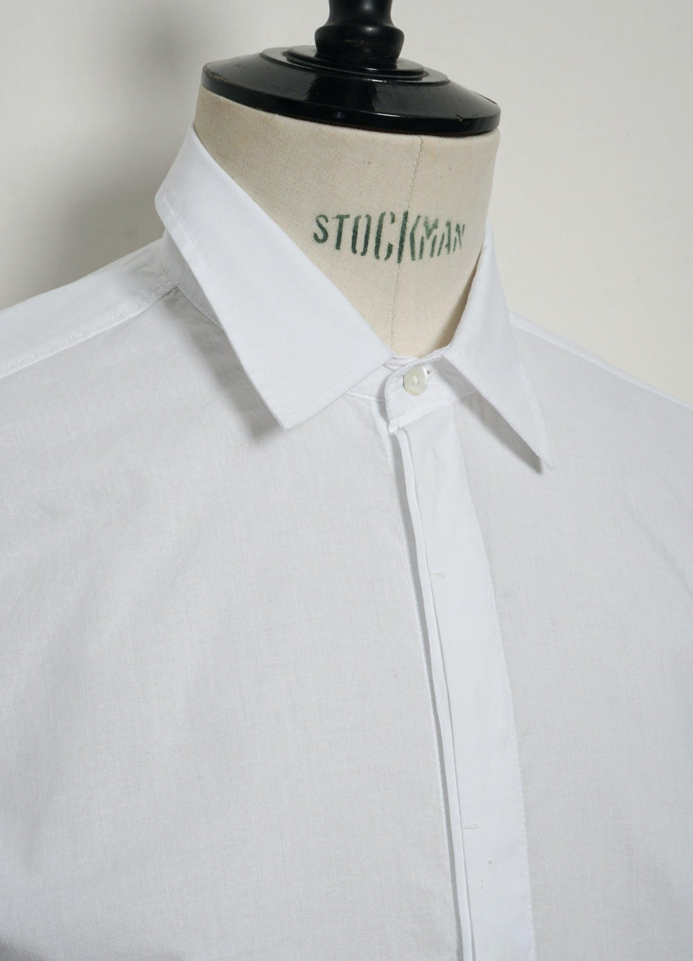 MATTHEUS 29-43-1 | Concealed Placket Shirt | White