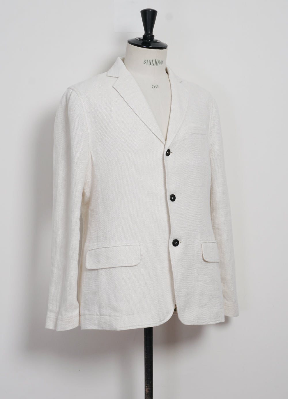 CHARLIE 29-58-1 | Easy Three Button Blazer | Off White Gauze