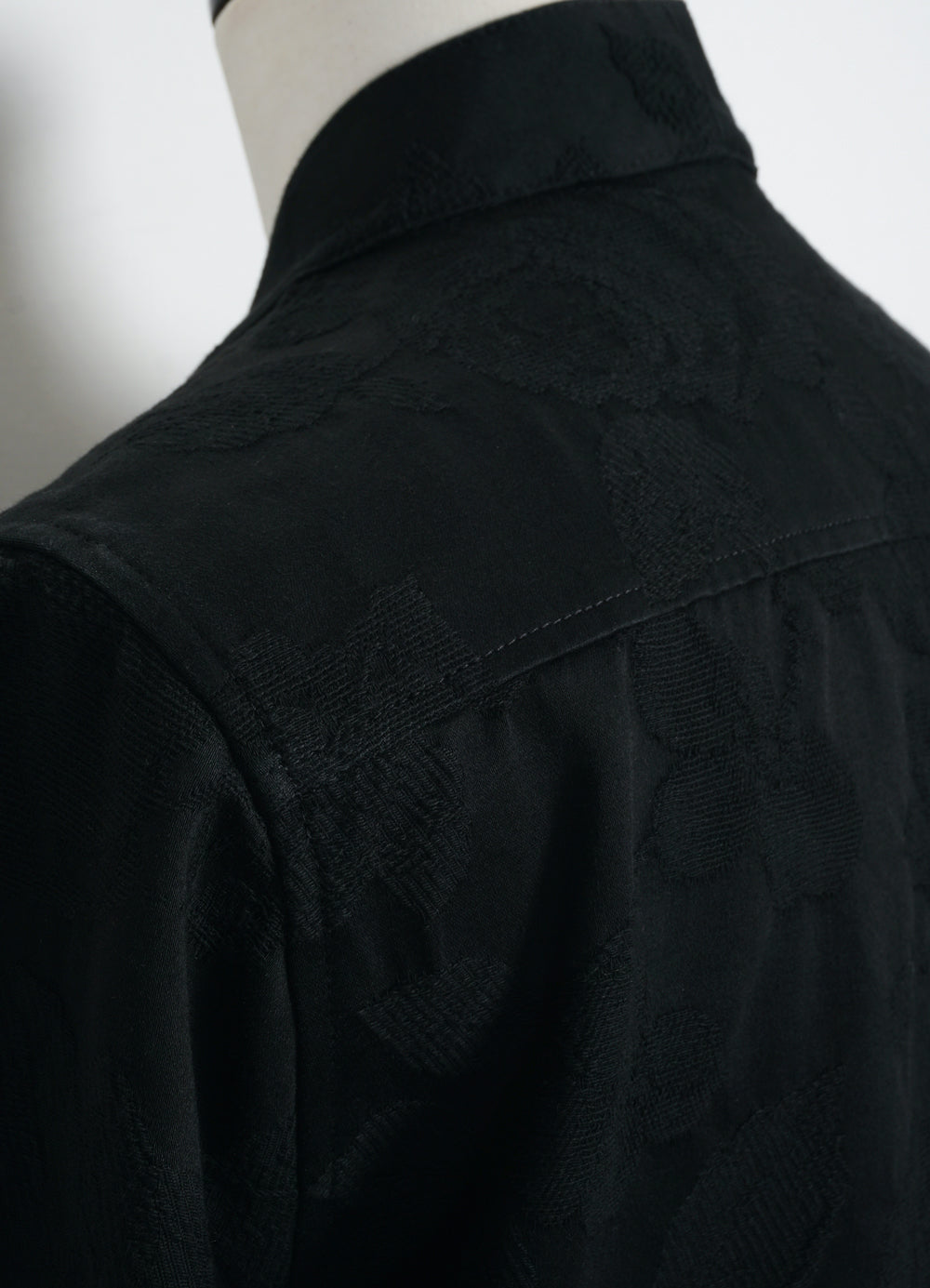 ROMAN 30-30-2 | Loose Cut Eastern Jacket | Black Flowers
