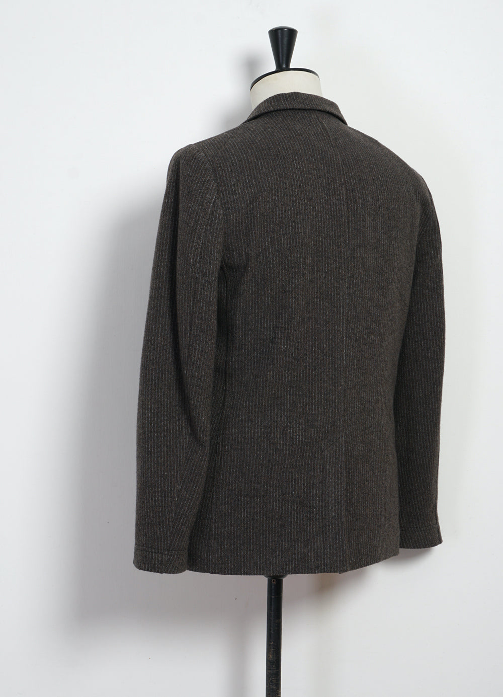 VINCENT 30-44-9 | Classic Four Button Blazer | Brown Wool Pin
