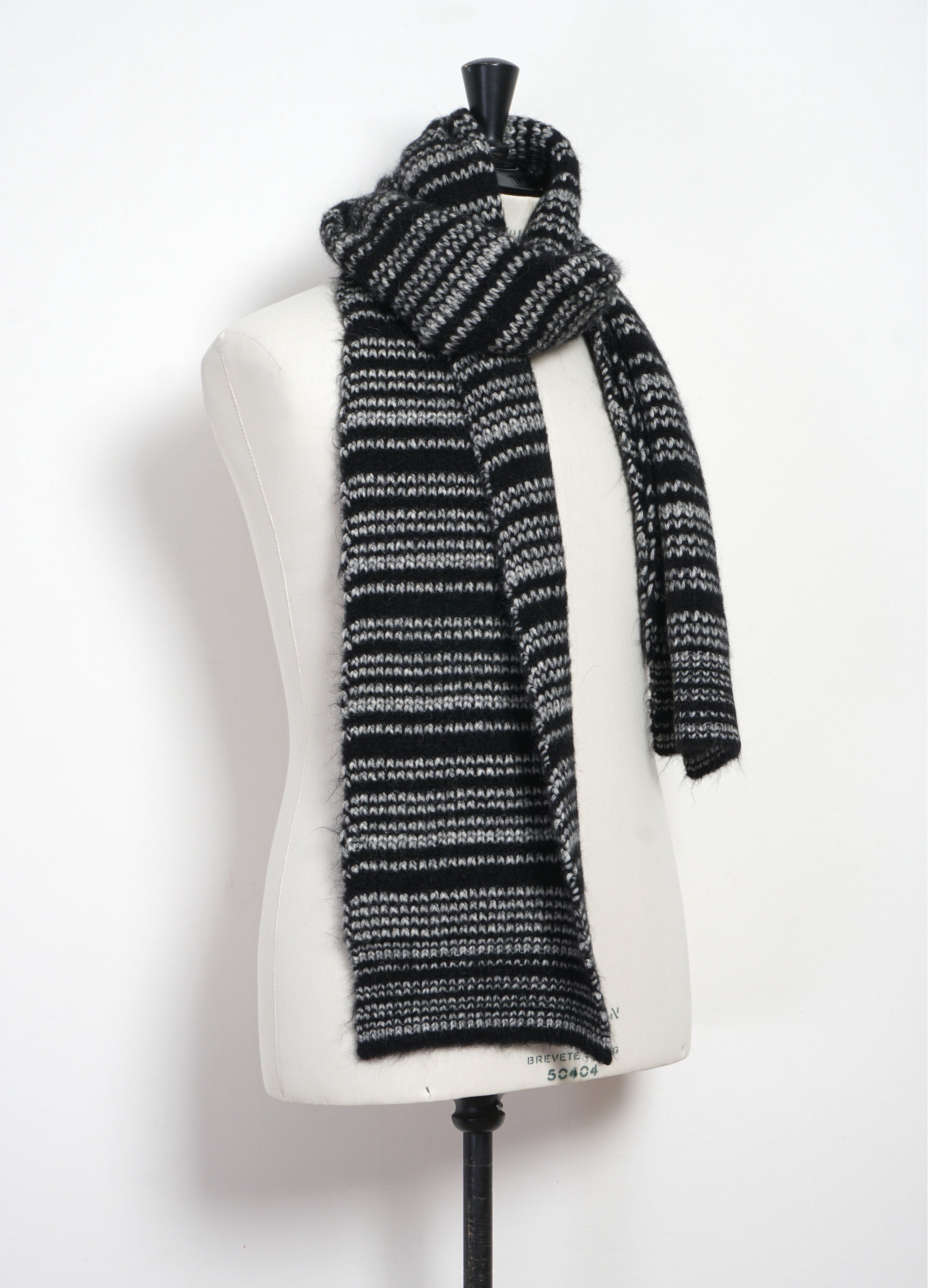 TOBIAS 32-03-5 | Striped Scarf | Black Silver