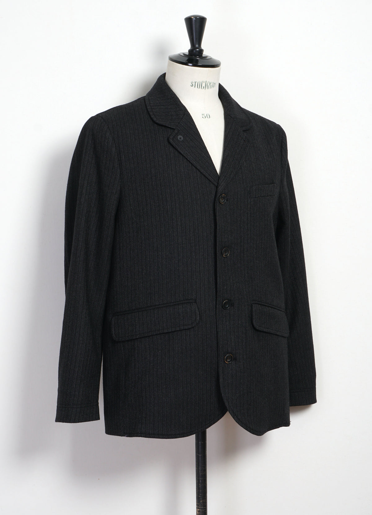 VINCENT 32-63-5 | Classic Four Button Blazer | Charcoal Stripes