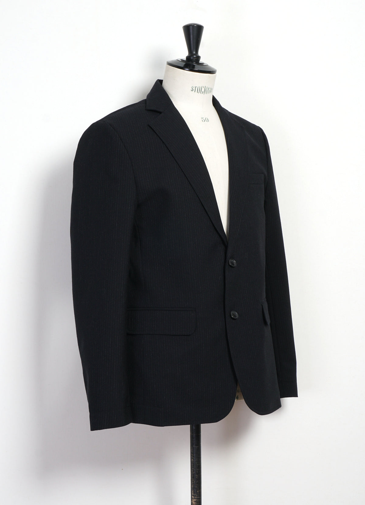 CHARLIE 32-65-2 | Easy Two Button Classic Blazer | Wool Pin Black