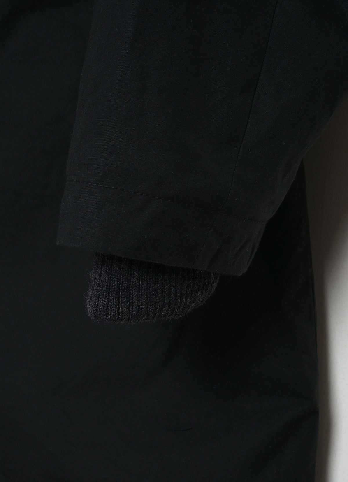 RASMUS 32-68-2 | Waxed Parka With Zipper | Black