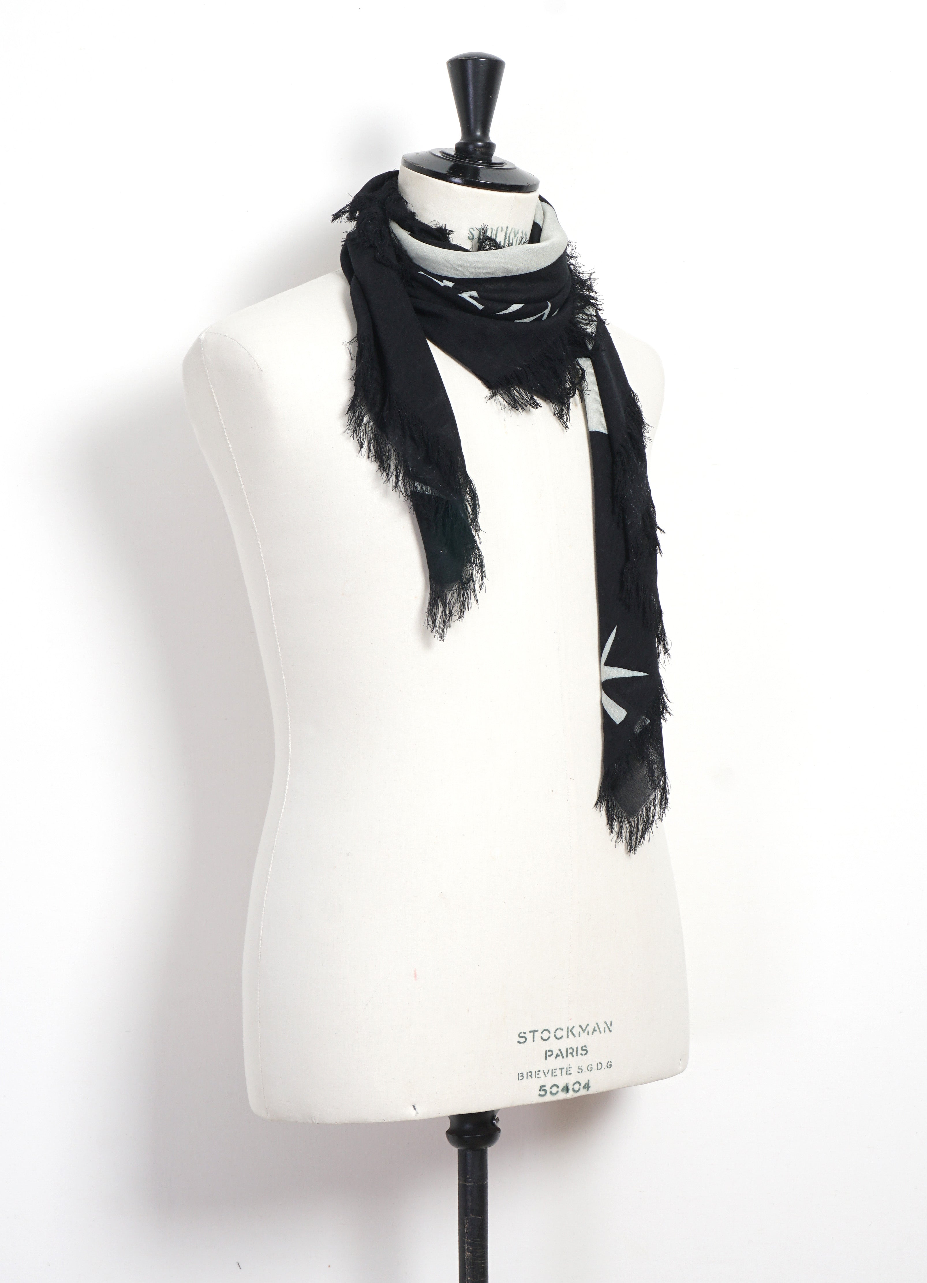 GIANT PEACE | Rayon Fringe Stole | Black – HANSEN Garments