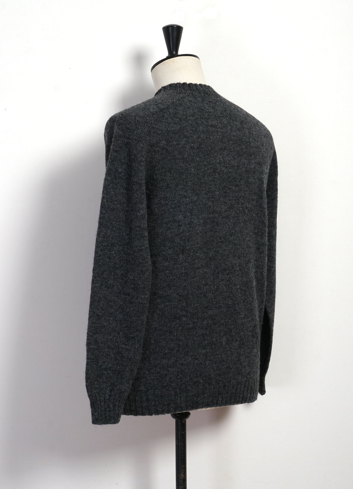 SW1 | Shetland Wool Crewneck | Charcoal