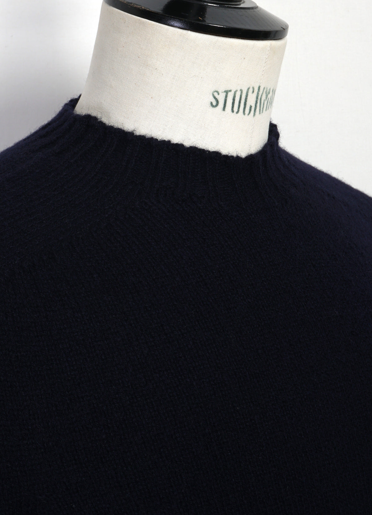 SW1 | Shetland Wool Crewneck | Navy