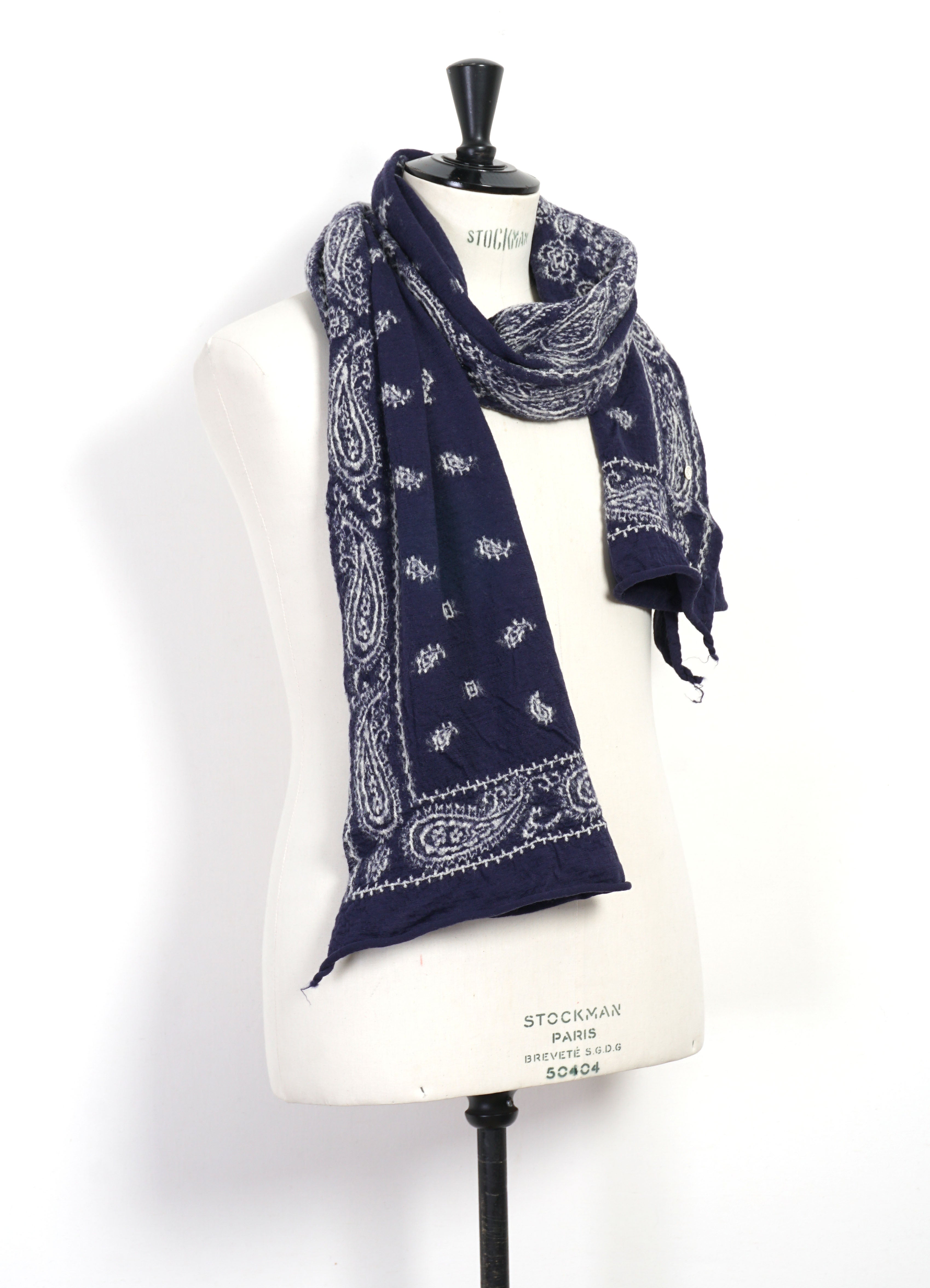 PAISLEY BANDANA | Compressed Wool Scarf | Purple/Navy