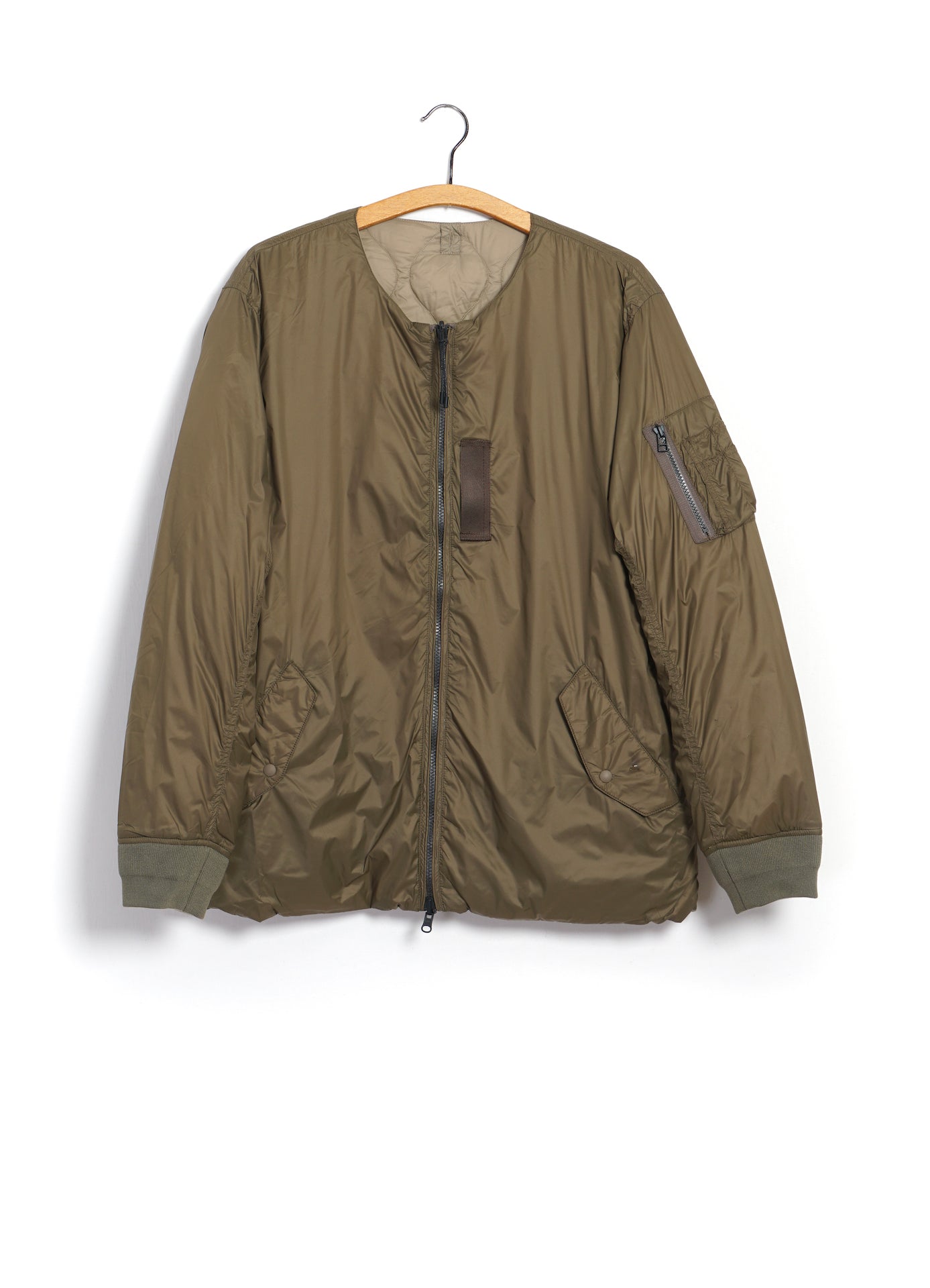 TAION x BEAMS | Reversible MA-1 Type Inner Down Jacket | Olive