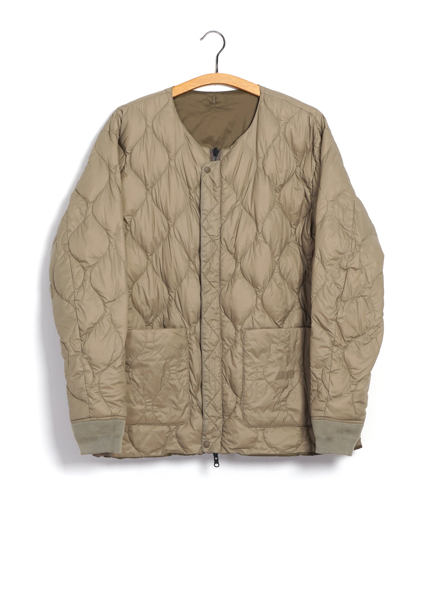 TAION x BEAMS | Reversible MA-1 Type Inner Down Jacket | Olive/Beige