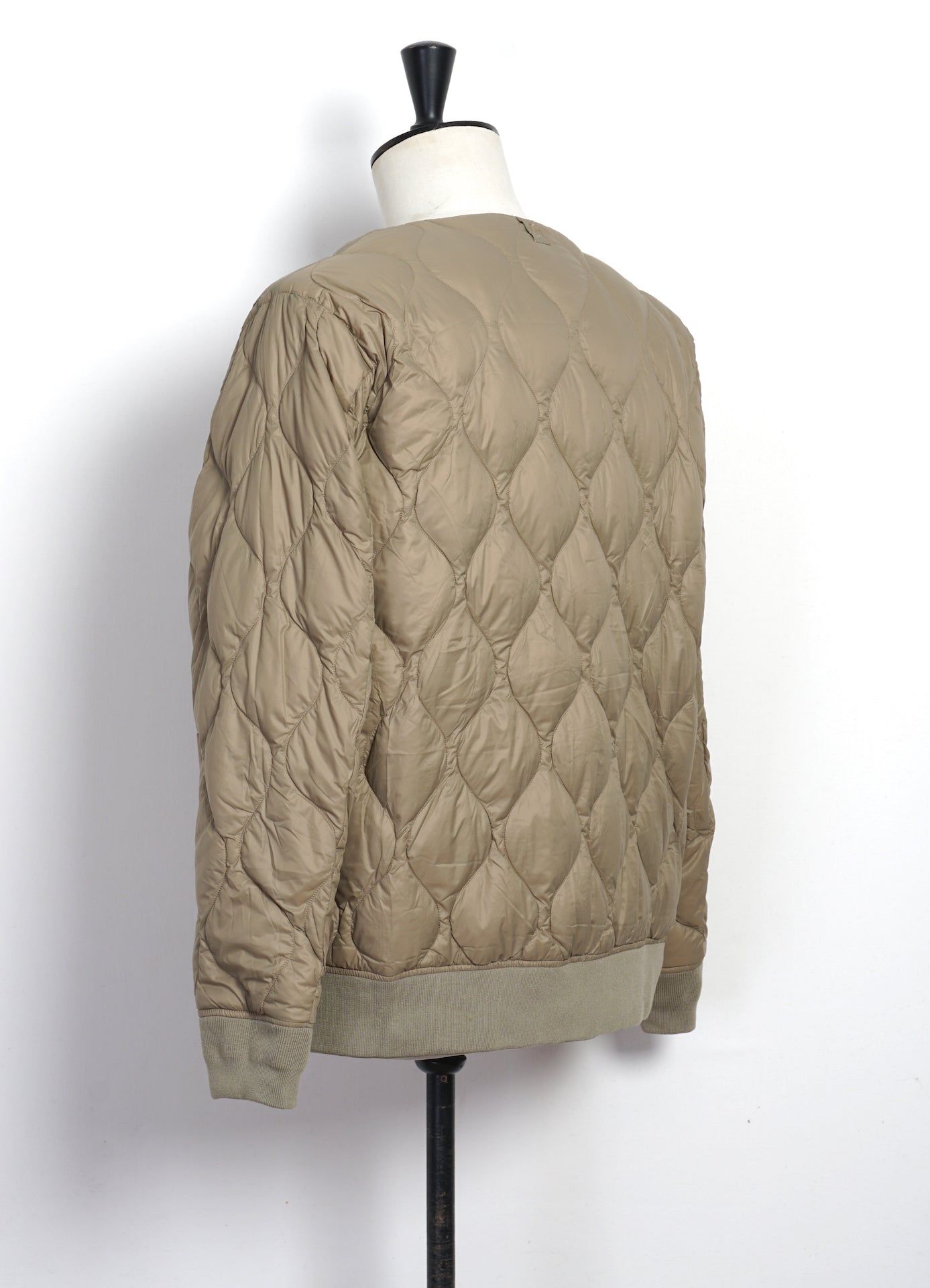 TAION x BEAMS | Reversible MA-1 Type Inner Down Jacket | Olive/Beige