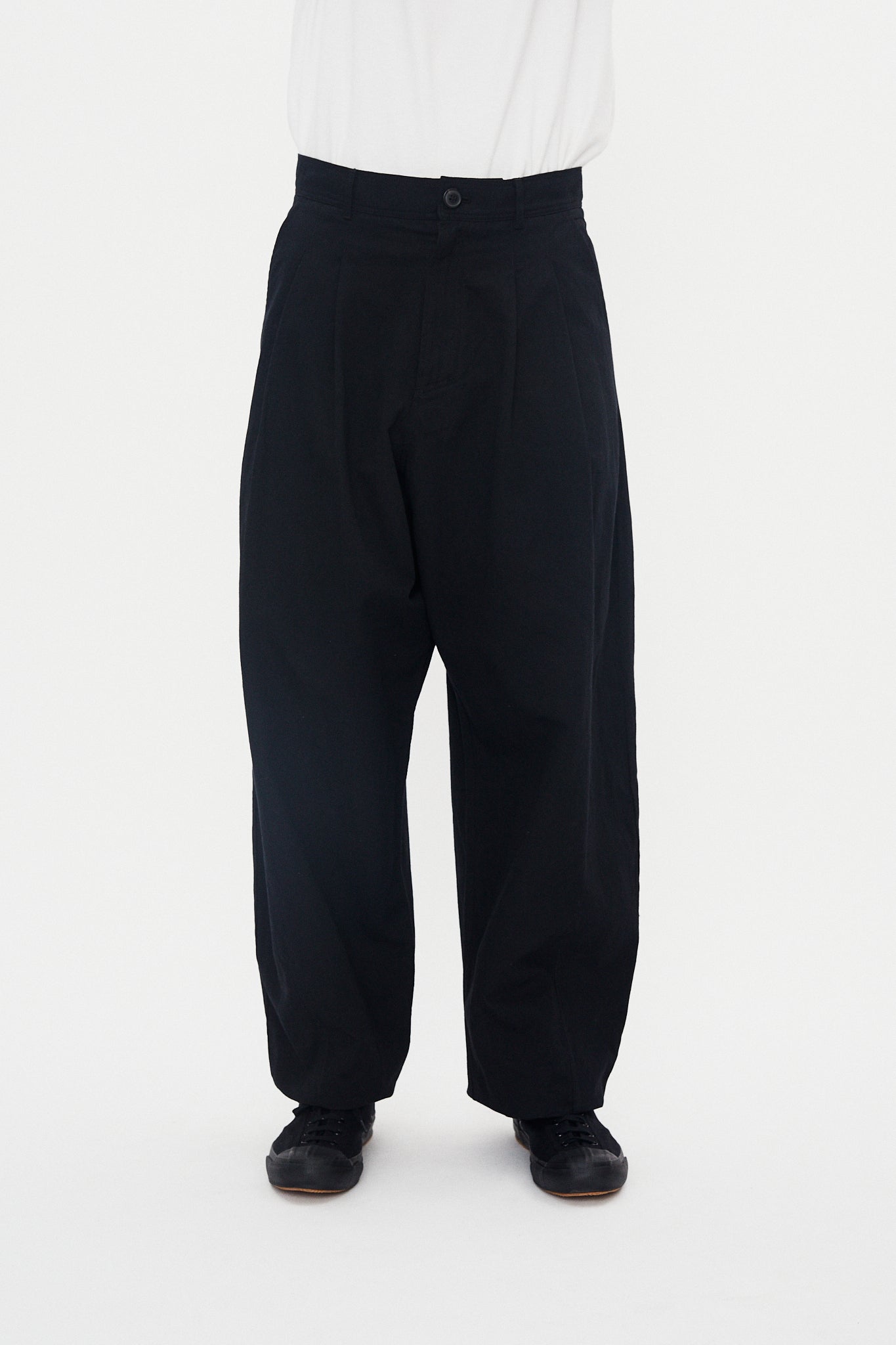 ANDREW 31-75-2 | Balloon Trousers | Black Twill – HANSEN Garments